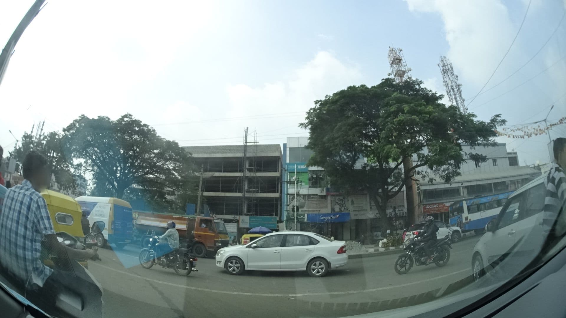 Street view near Patels Lodging, Dommasandra — © ranjithjoy (CC BY-SA · Mapillary)