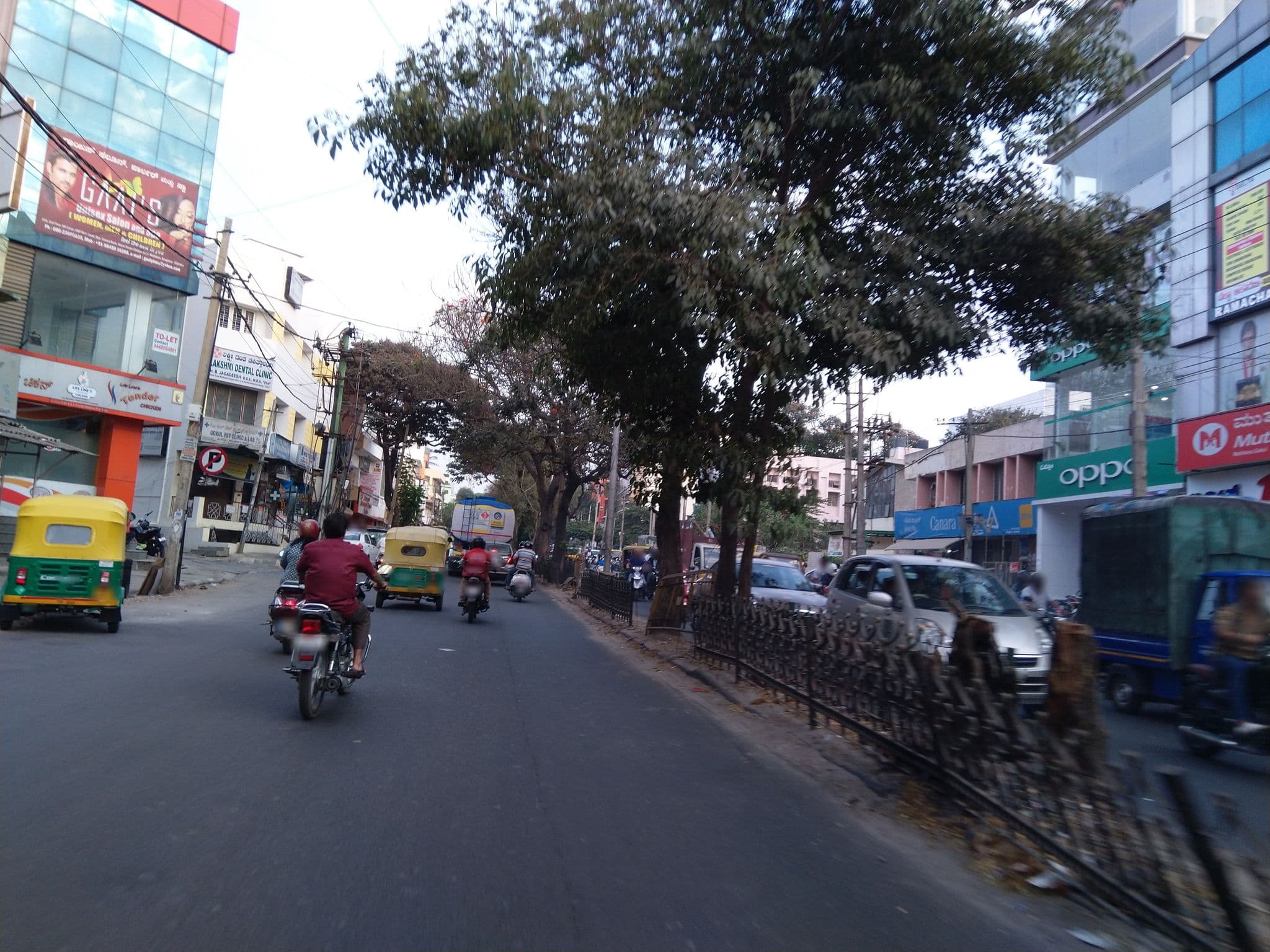 Street view near FabHotel RMV Yeshwantpur, Chikkabidarakallu — © chethan (CC BY-SA · Mapillary)