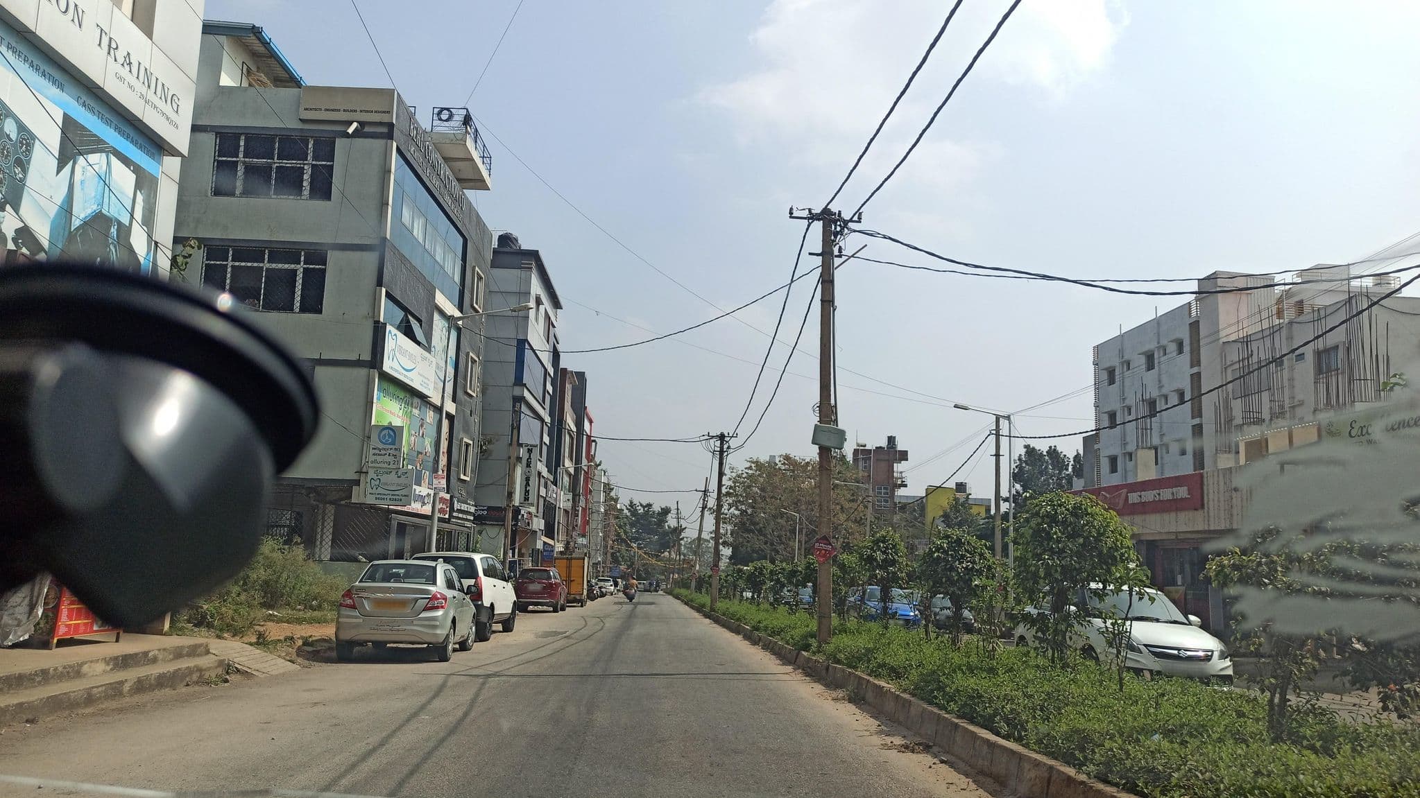 Street view near Premium Hoppers Stop, Yelahanka — © IBI (CC BY-SA · Mapillary)