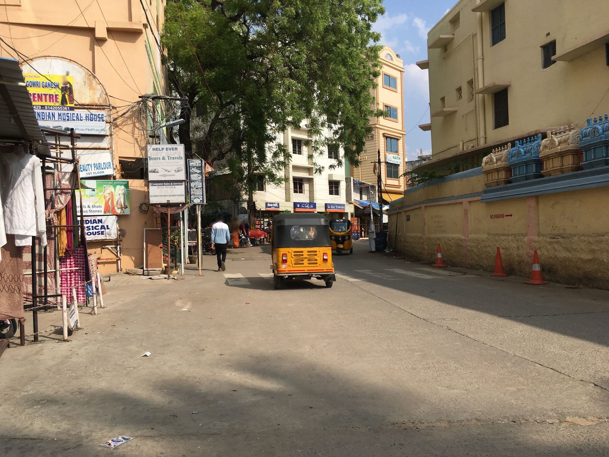 Street view near OM Hotel, Puttaparthi — © spipau (CC BY-SA · Mapillary)