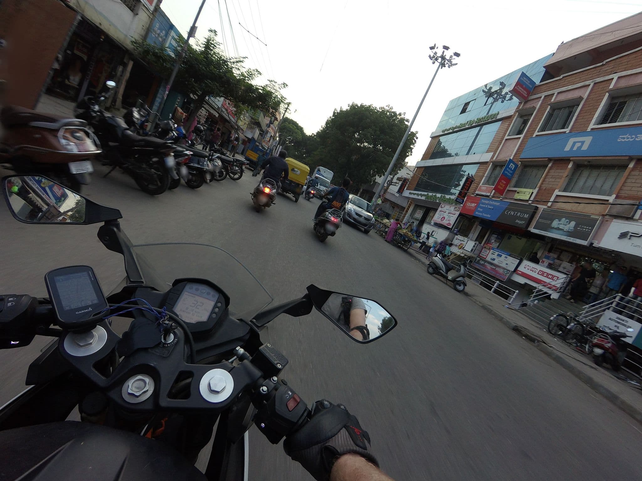 Street view near Hotel Davis Let, Bengaluru — © richlv (CC BY-SA · Mapillary)