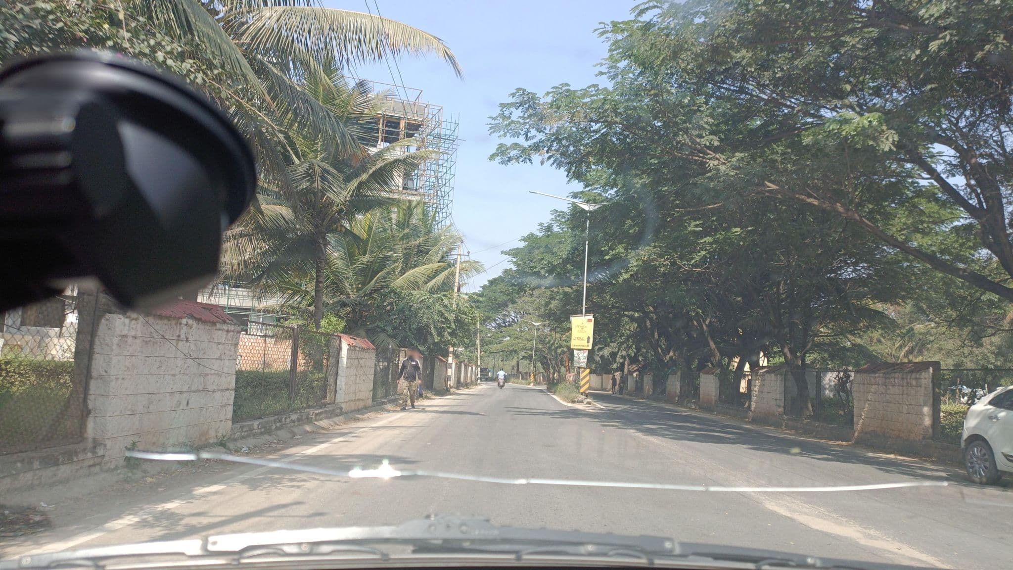 Street view near Quality Inn Rockwell Grand, Kādiganahalli — © IBI (CC BY-SA · Mapillary)