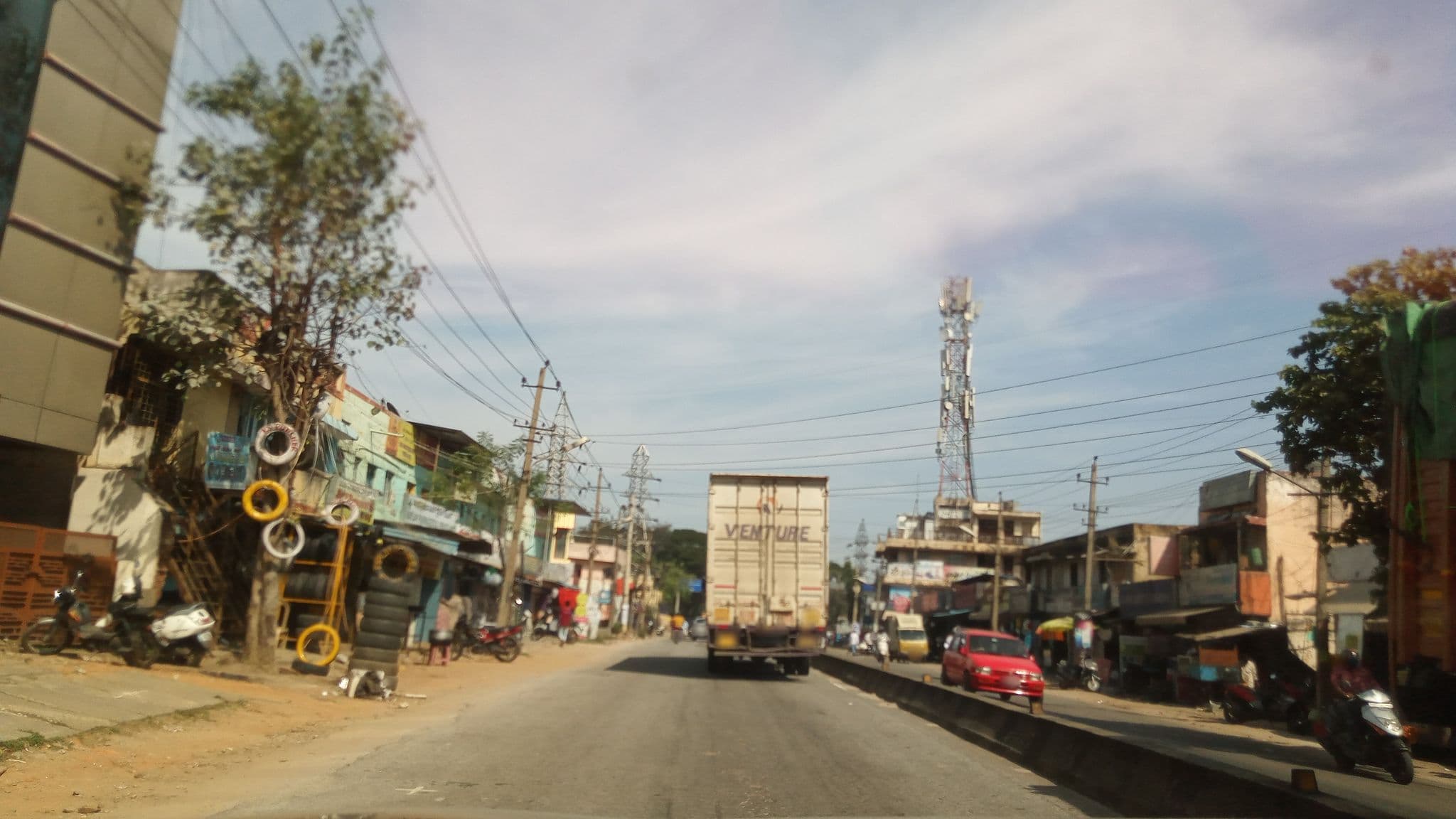 Street view near 3 Star Deluxe Hotel, Chik Bānavar — © pradeepbv (CC BY-SA · Mapillary)