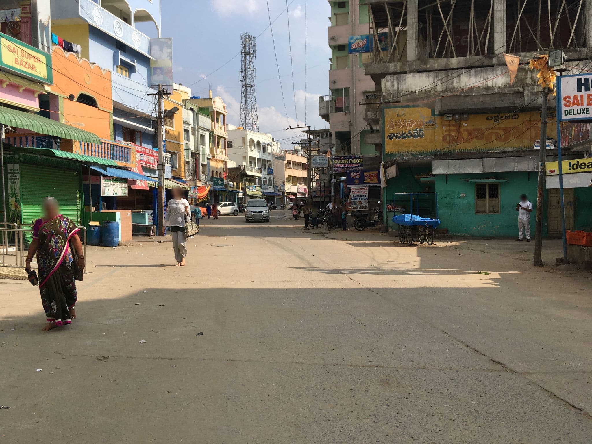 Street view near Hotel Sai Gangaputhra, Puttaparthi — © spipau (CC BY-SA · Mapillary)