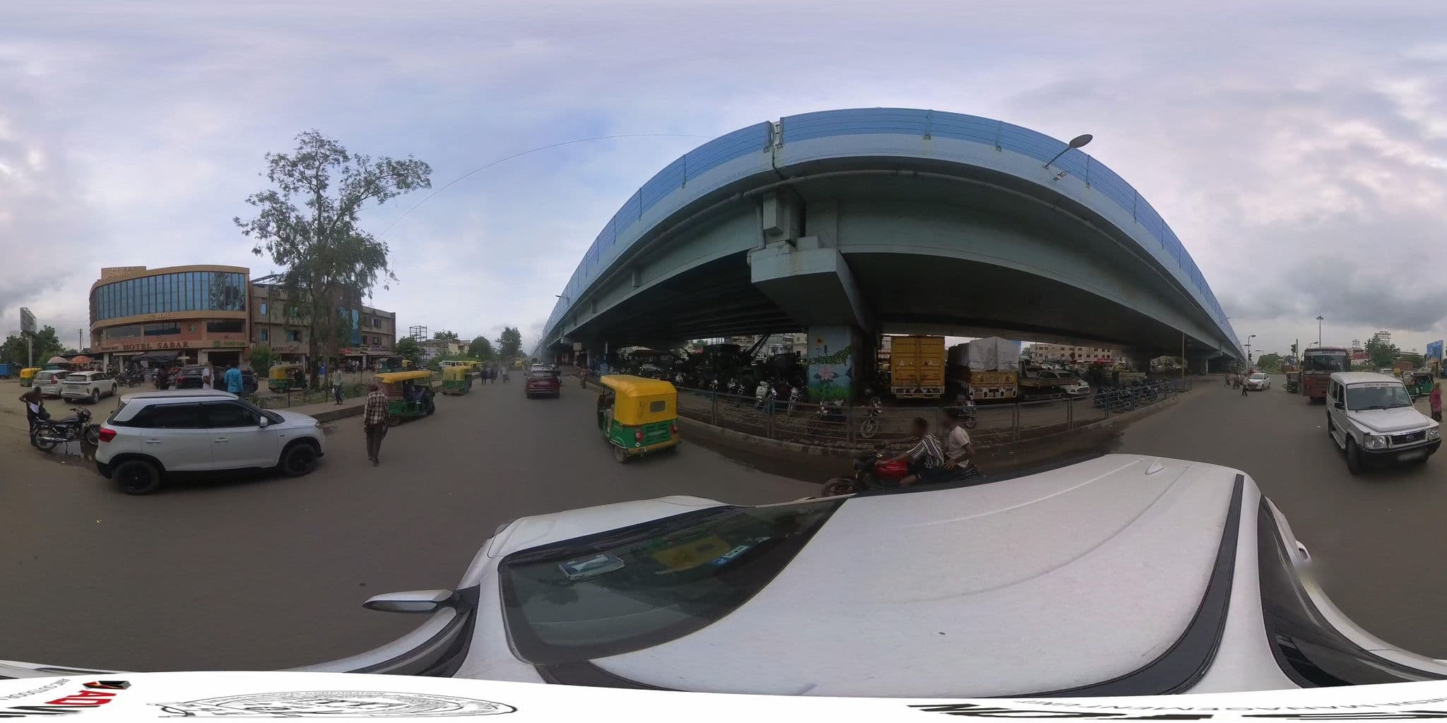 Street view near Hotel Milan, Sarkhej — © skysign (CC BY-SA · Mapillary)