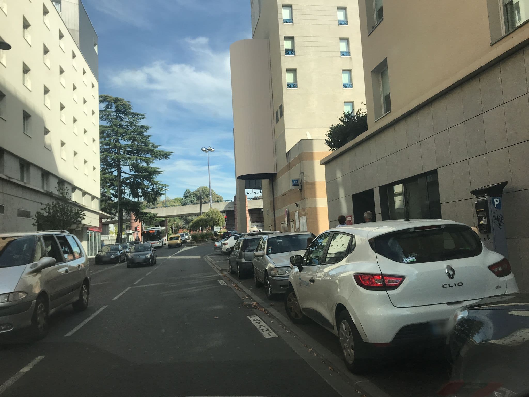 Street view near B&B Hôtel Lyon Caluire Cité Internationale, Caluire-et-Cuire — © thepriben (CC BY-SA · Mapillary)
