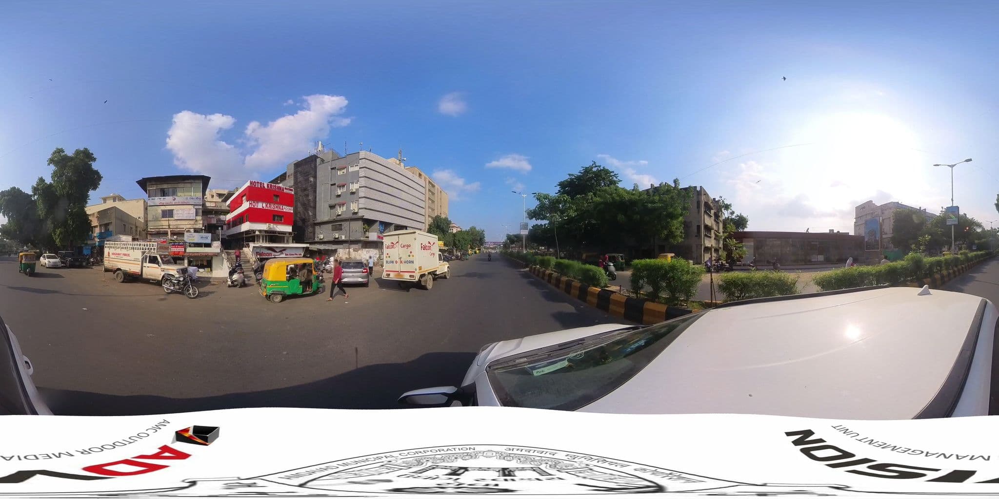 Street view near Oyo Townhouse 165 Paldi, Ahmedabad — © skysign (CC BY-SA · Mapillary)