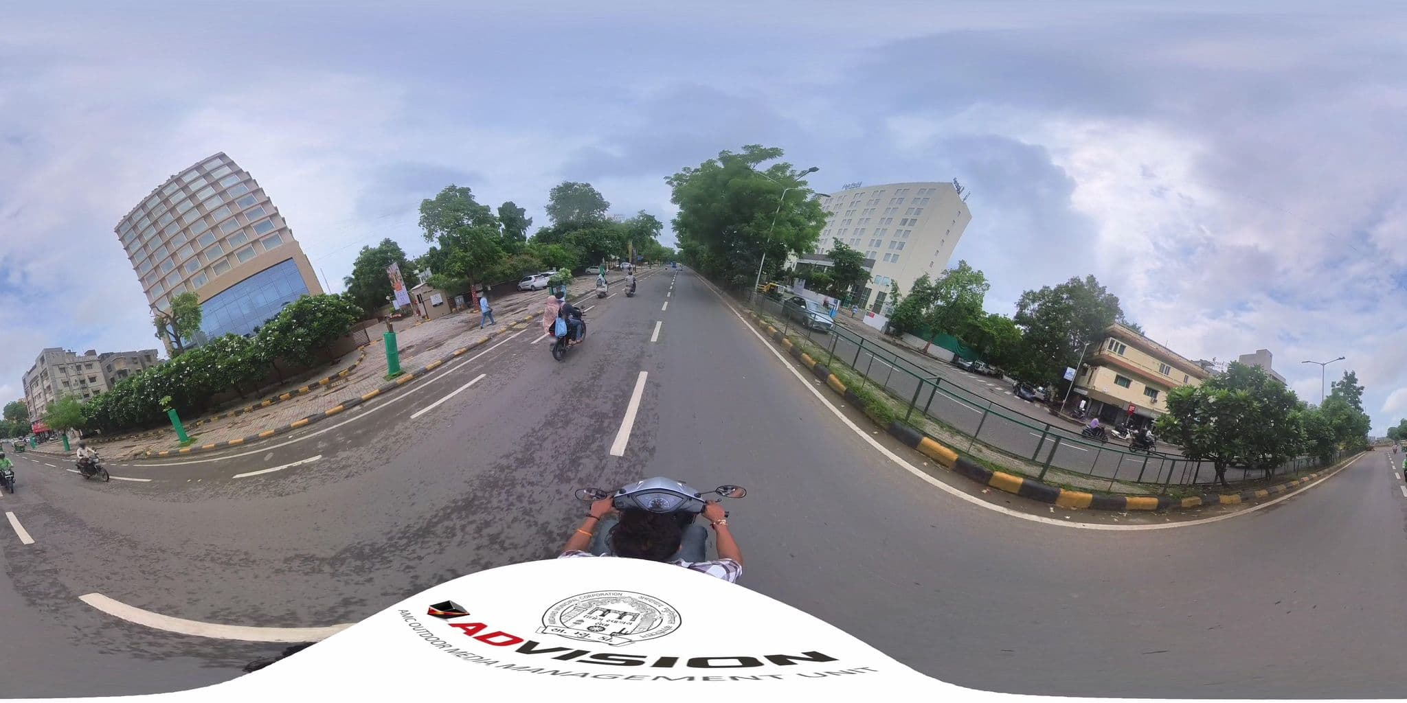 Street view near Welcom By ITC, Ahmedabad — © skysign (CC BY-SA · Mapillary)
