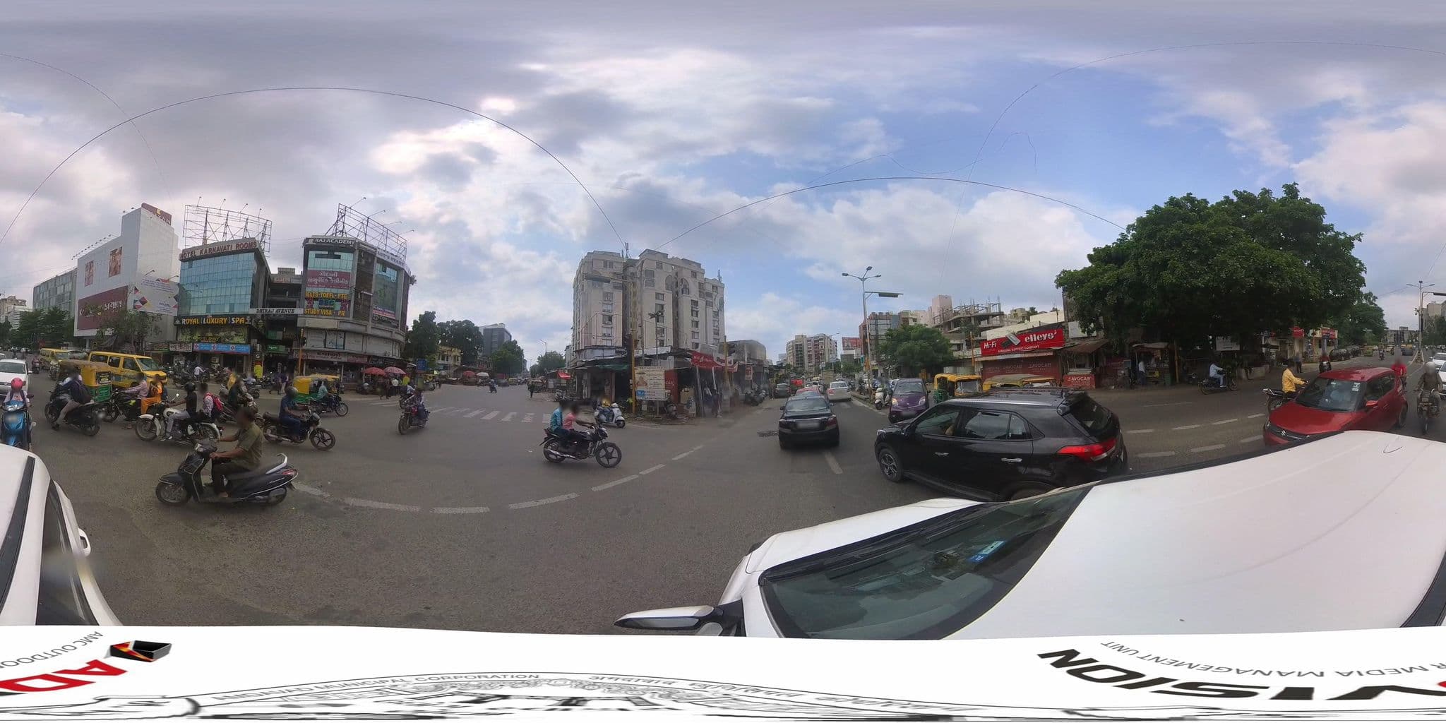 Street view near Sudama Resorts, Ahmedabad — © skysign (CC BY-SA · Mapillary)