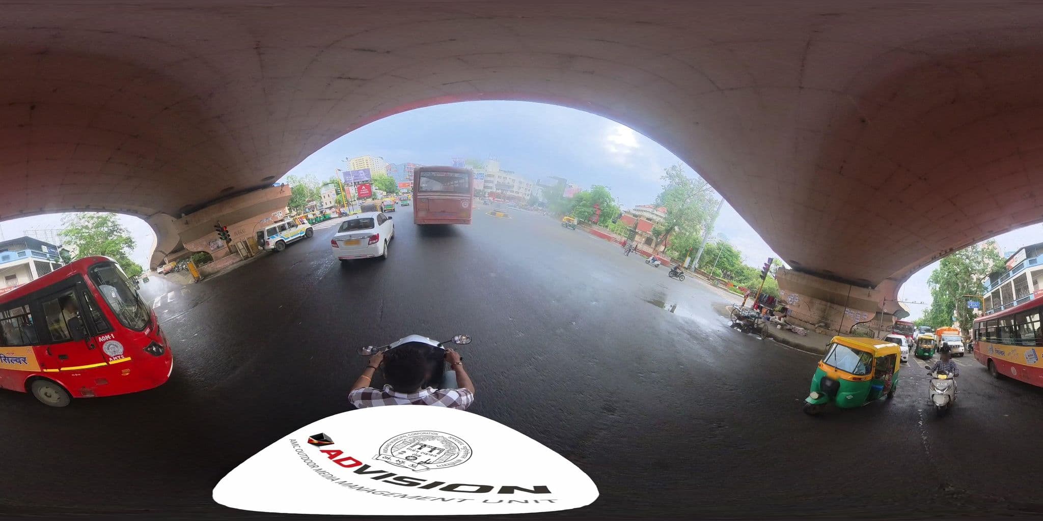 Street view near Holiday Inn, Ahmedabad — © skysign (CC BY-SA · Mapillary)
