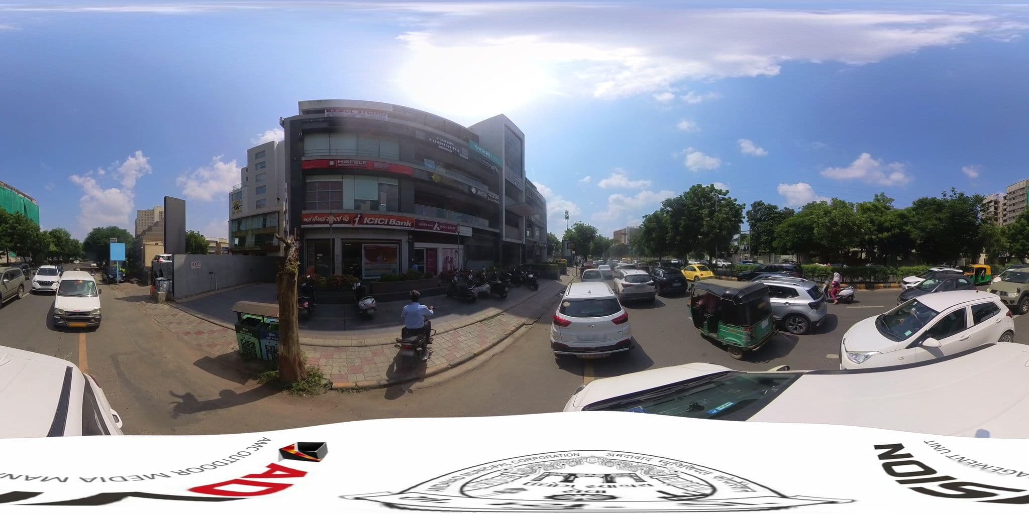 Street view near Pragati Hotel, Bopal — © skysign (CC BY-SA · Mapillary)