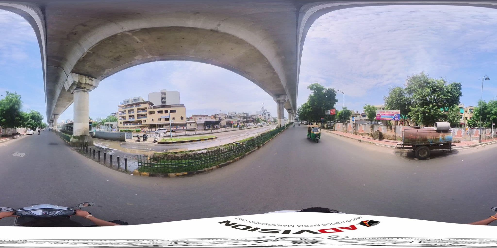 Street view near Silver Cloud Hotel, Ahmadabad Cantonment — © skysign (CC BY-SA · Mapillary)