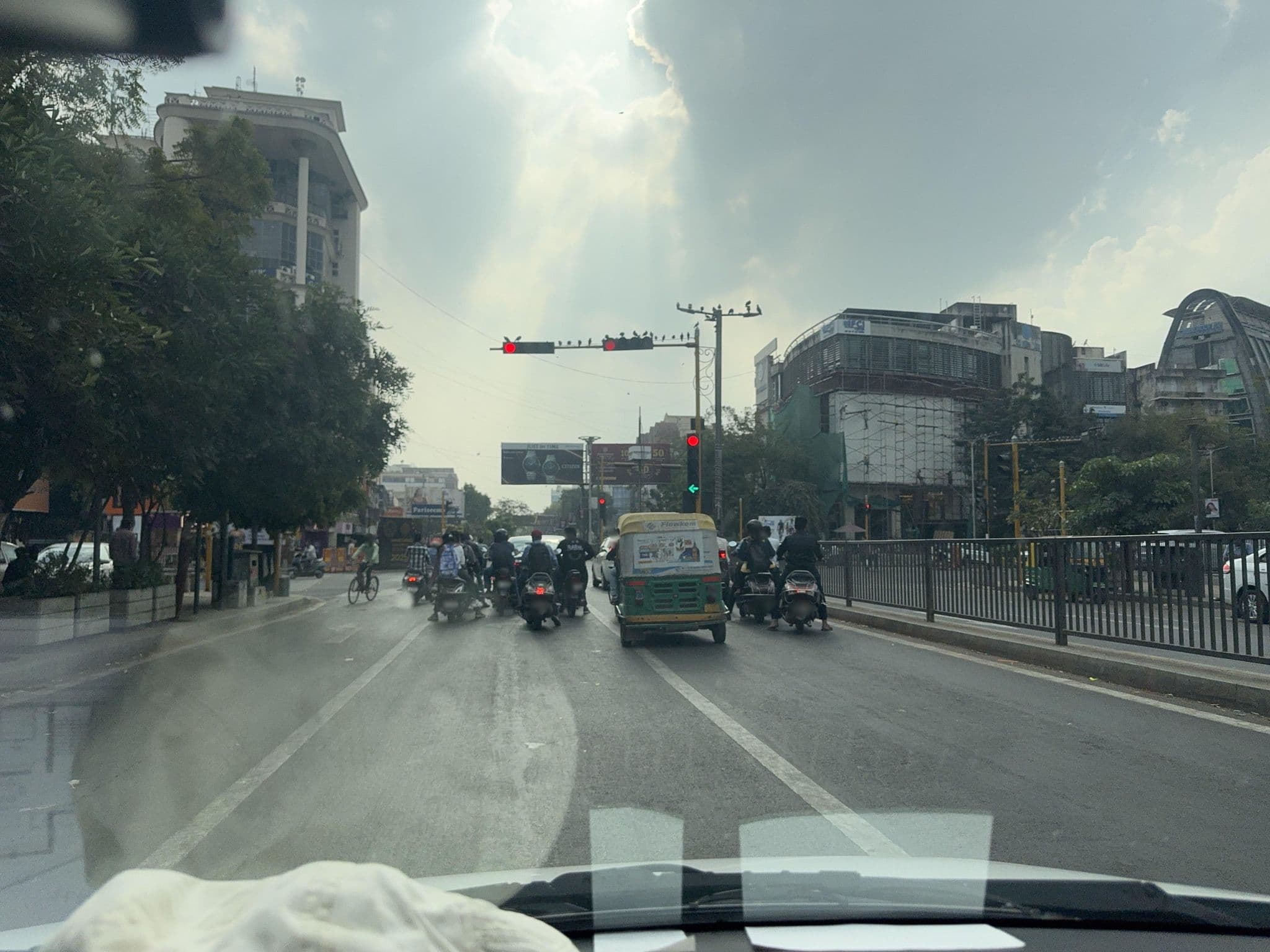 Street view near Hotel Summit, Ahmedabad — © shahashishg (CC BY-SA · Mapillary)