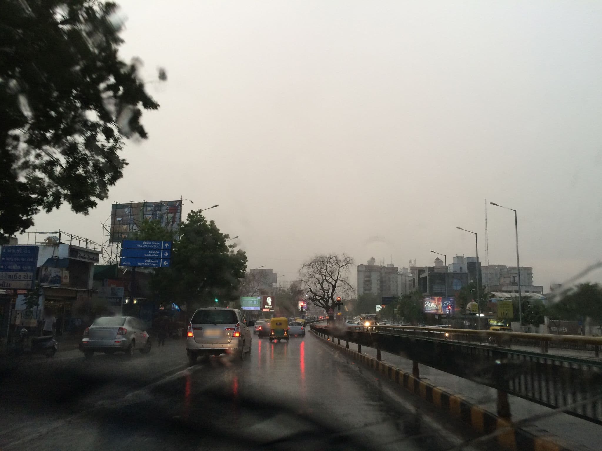 Street view near Marriott Membership Lounge (Platinum), Bopal — © shravan91 (CC BY-SA · Mapillary)