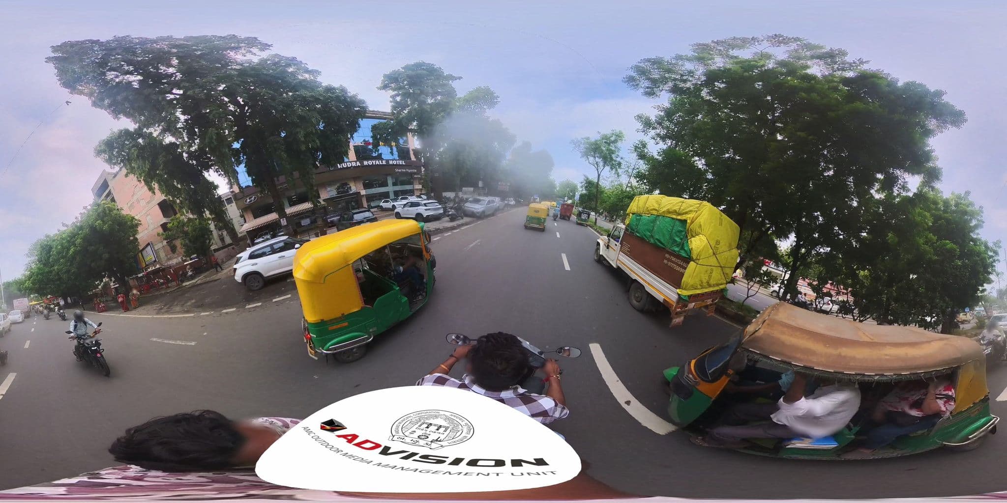Street view near Rudra Royale Hotel, Ahmedabad — © skysign (CC BY-SA · Mapillary)
