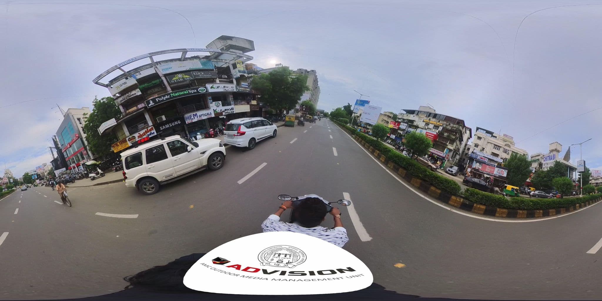 Street view near Aai Shri Khodiar Amiri Khamani, Ahmedabad — © skysign (CC BY-SA · Mapillary)