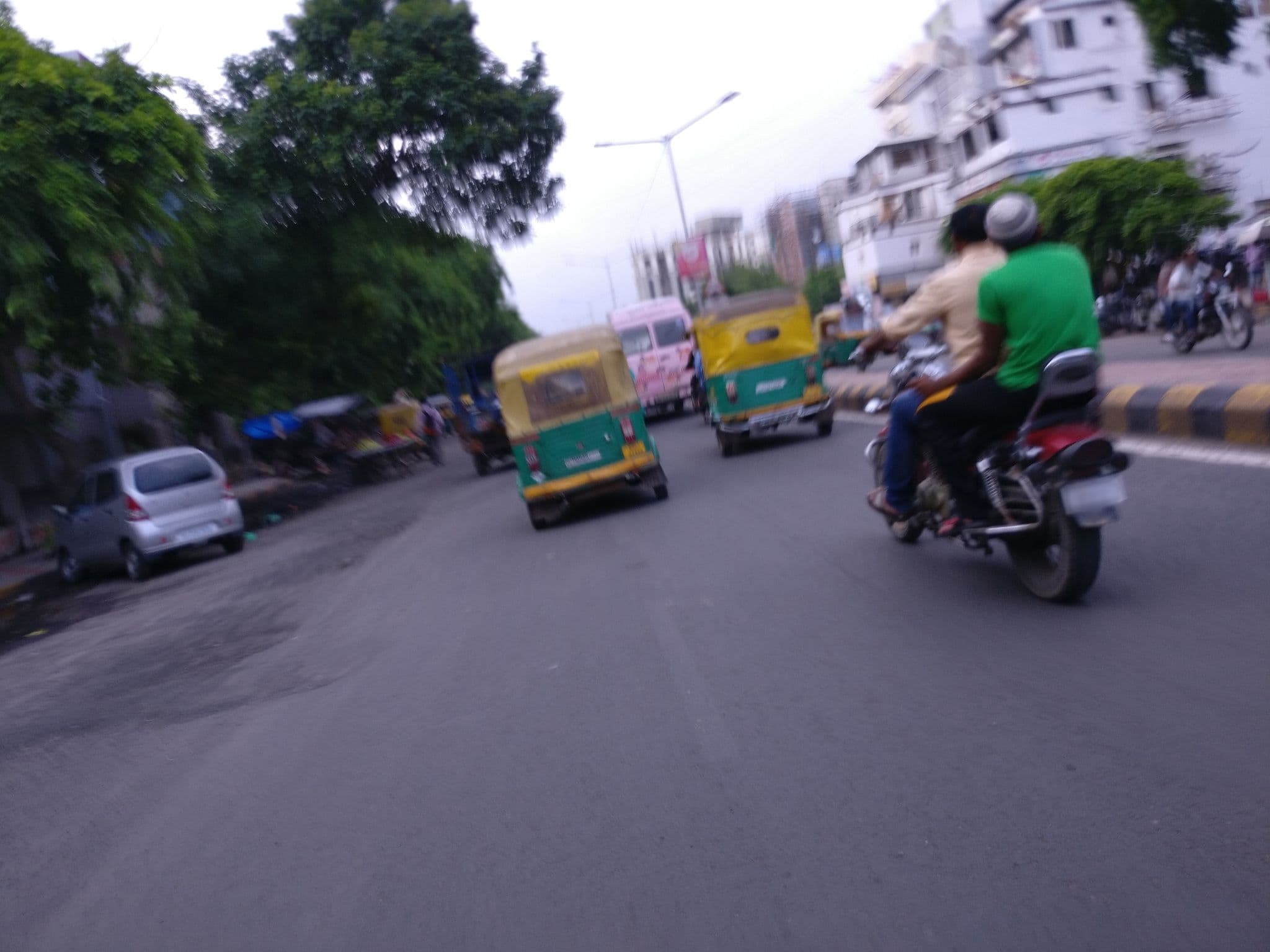 Street view near Hotel Flair Inn, Ahmedabad — © abidandroid286 (CC BY-SA · Mapillary)