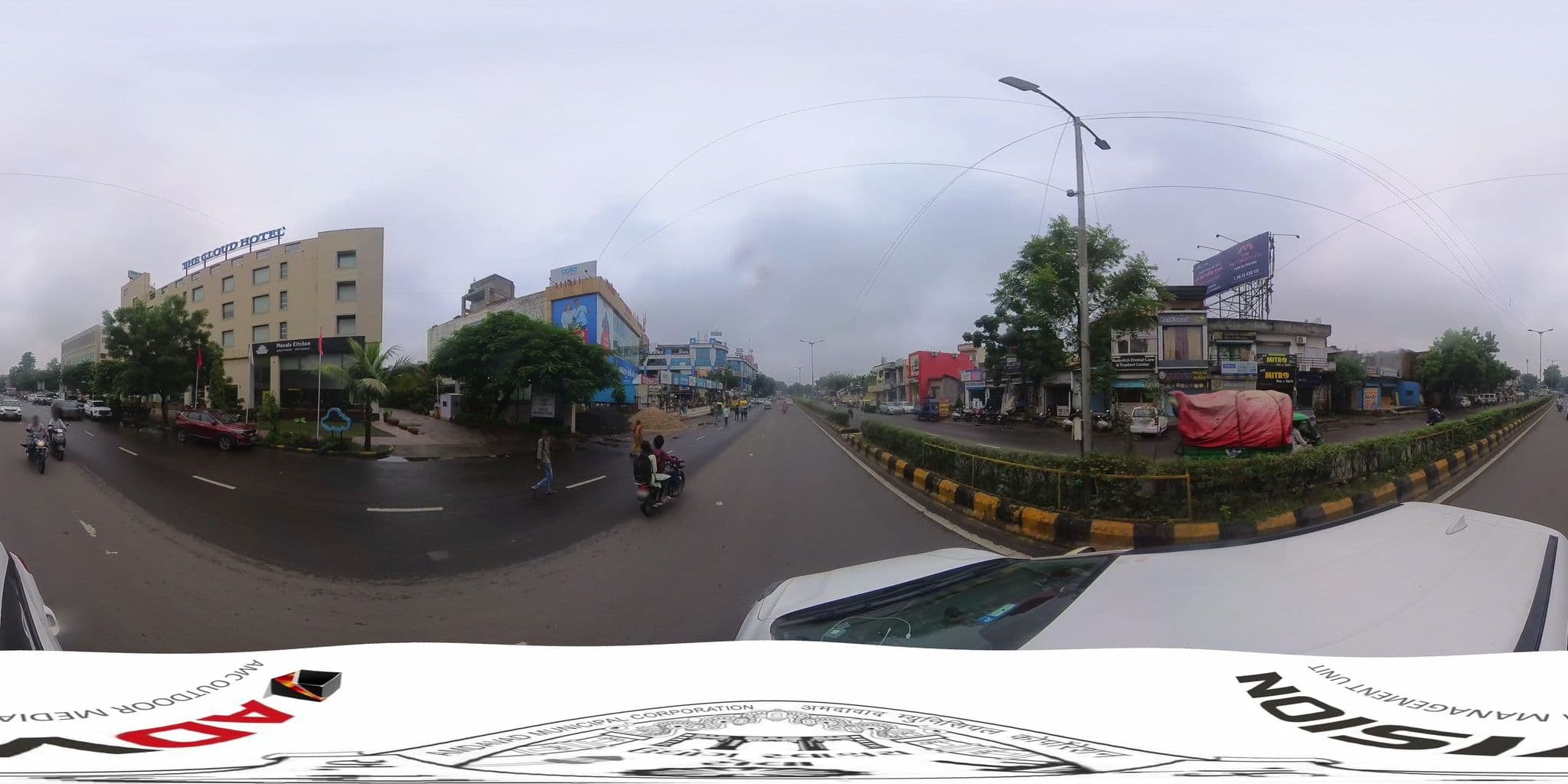 Street view near The Cloud Hotel, Ahmedabad — © skysign (CC BY-SA · Mapillary)