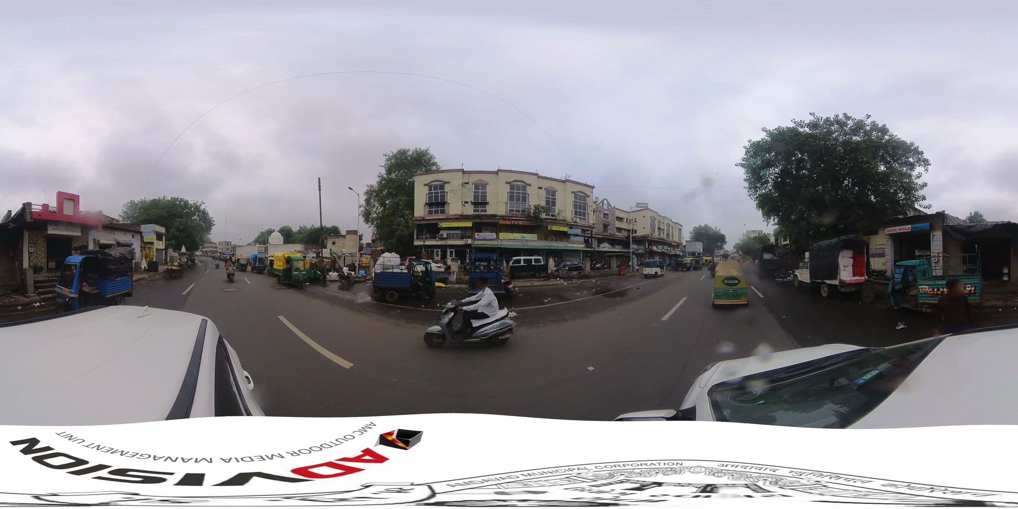 Street view near Rajshree hotel, Ahmedabad — © skysign (CC BY-SA · Mapillary)
