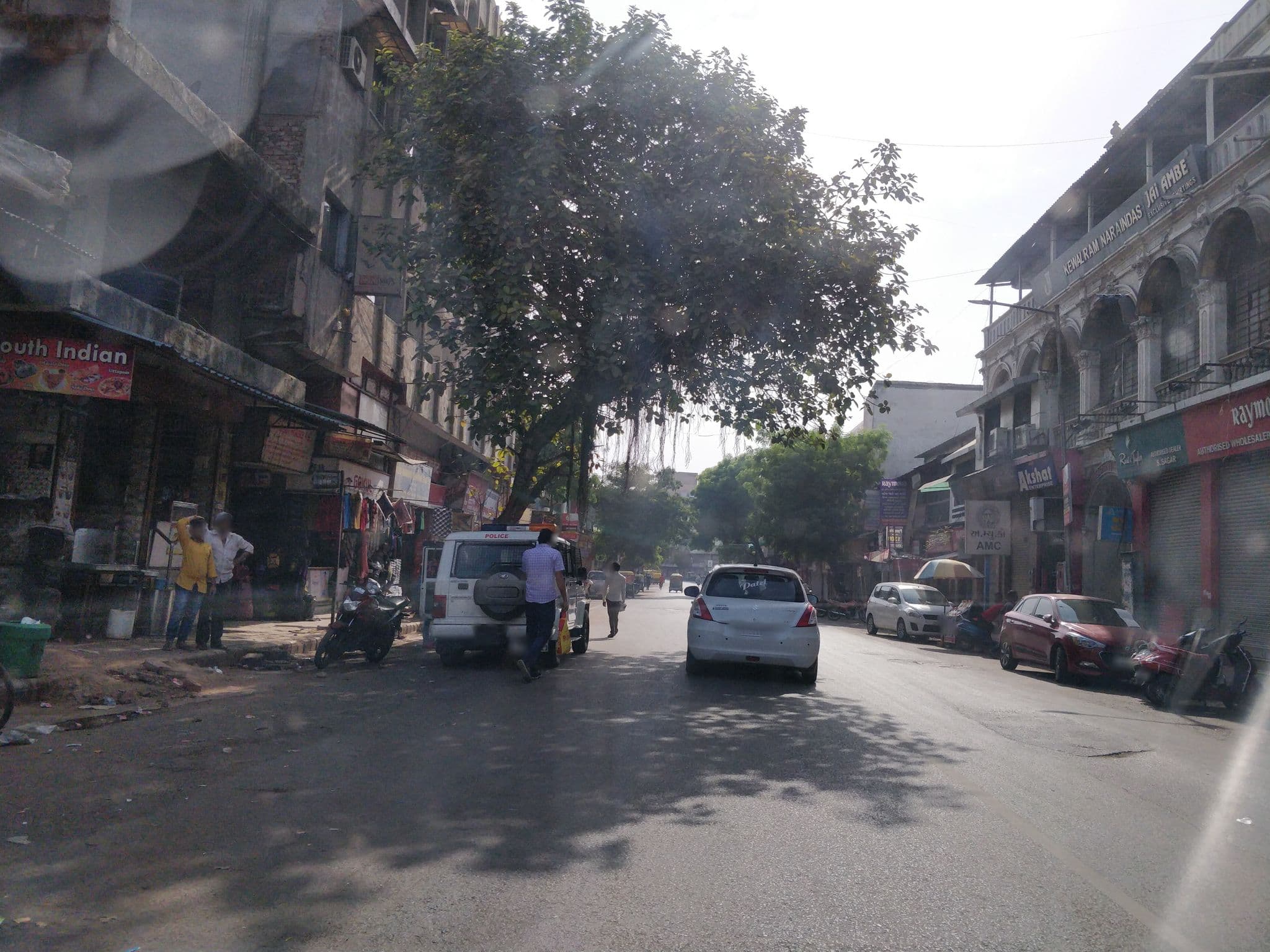 Street view near Hotel Chirag Palace, Ahmedabad — © abidandroid286 (CC BY-SA · Mapillary)