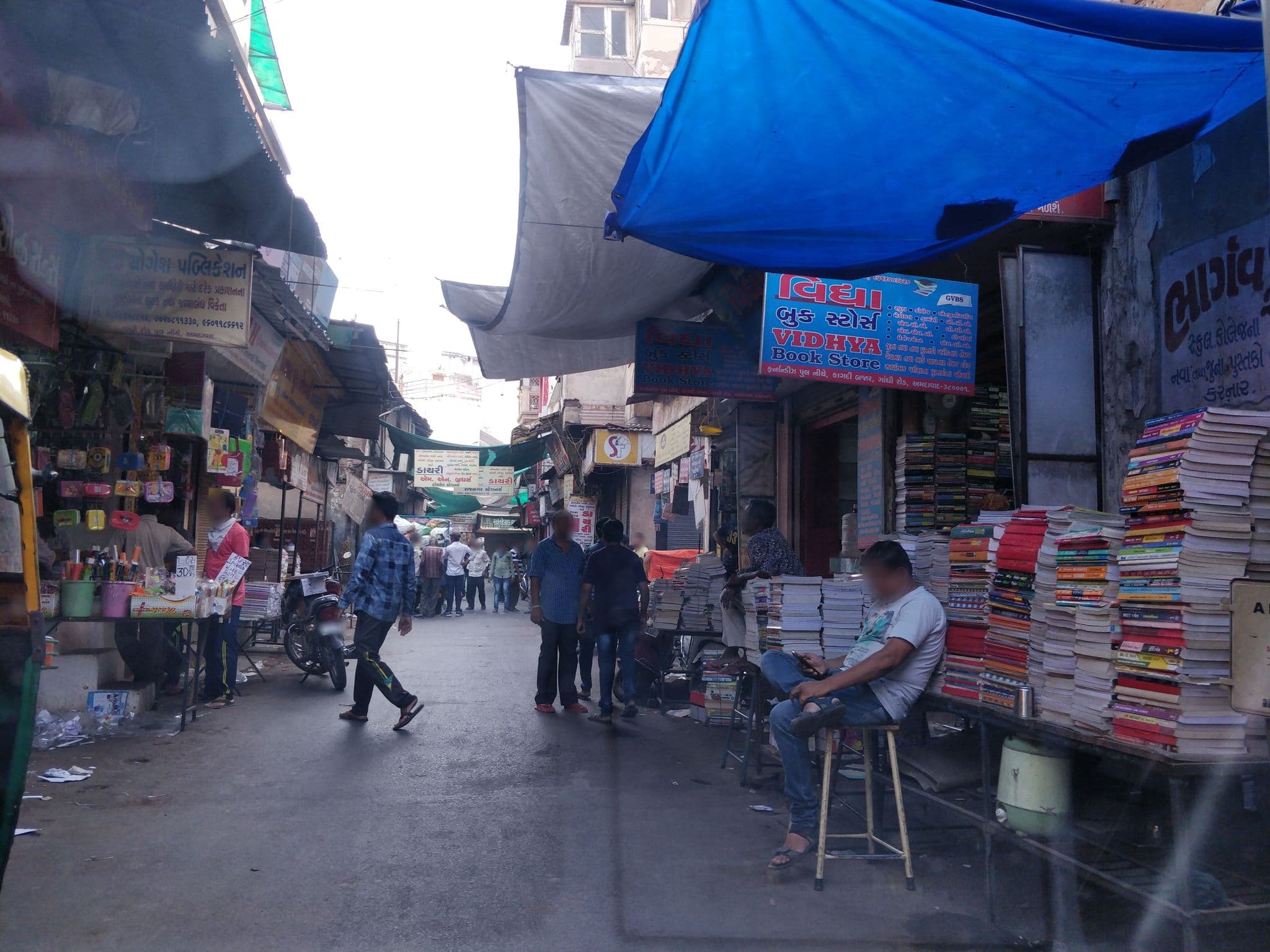 Street view near Chandra Vihar Guest House, Ahmedabad — © abidandroid286 (CC BY-SA · Mapillary)