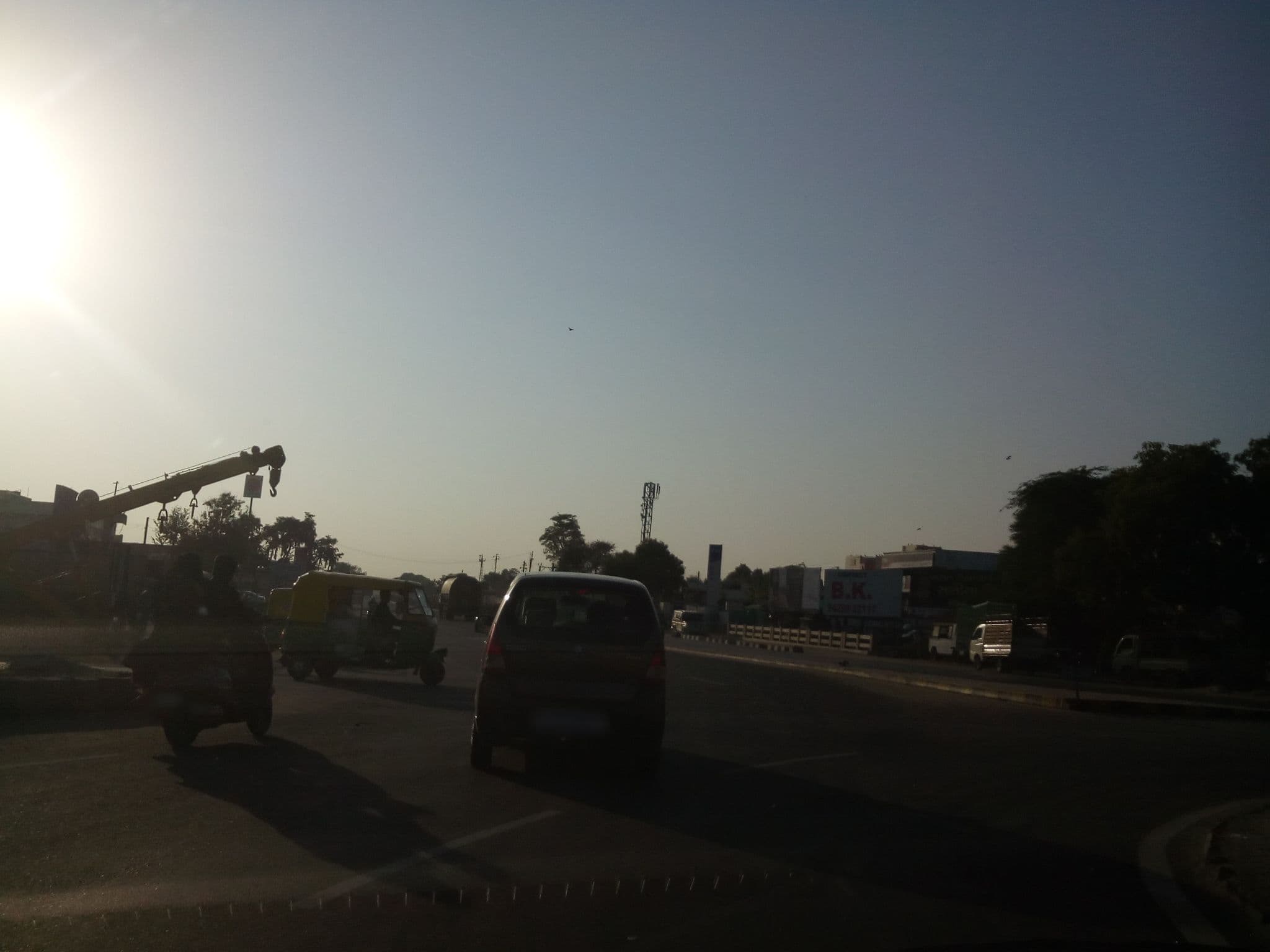 Street view near Hotel Savera, Pālanpur — © shravan91 (CC BY-SA · Mapillary)