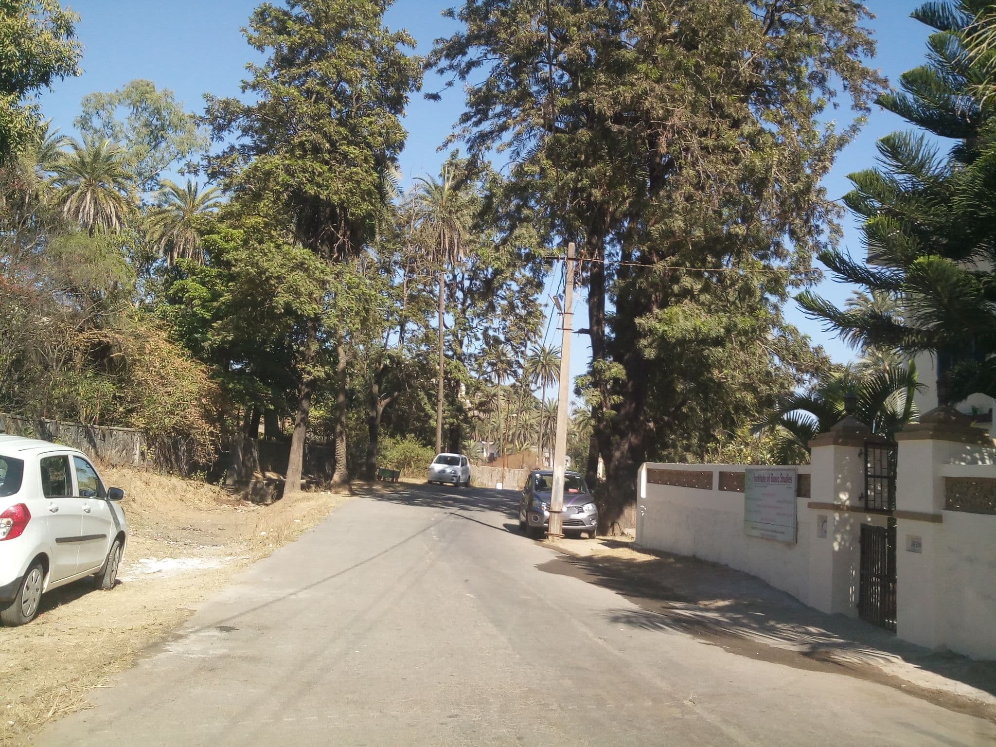 Street view near Palms View Villas, Ābu — © shravan91 (CC BY-SA · Mapillary)