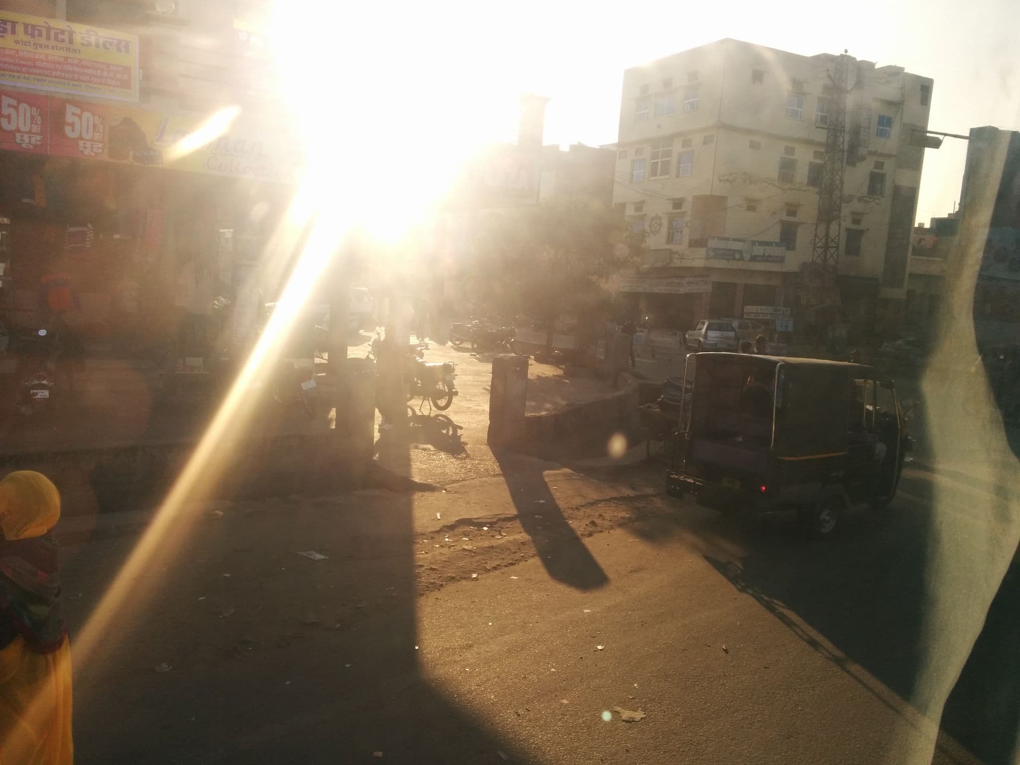Street view near Haripriya Hotel, Bhilwara — © sashazykov (CC BY-SA · Mapillary)