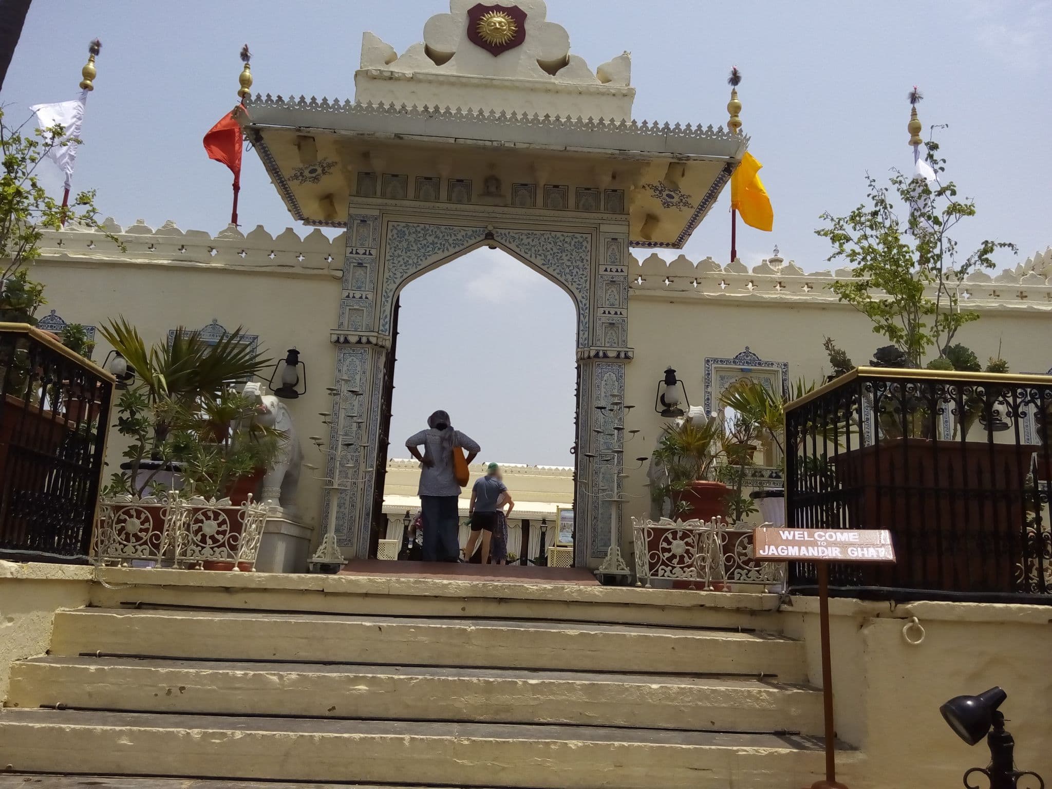 Street view near Jag Mandir Palace Hotel, Udaipur — © thejeshgn (CC BY-SA · Mapillary)