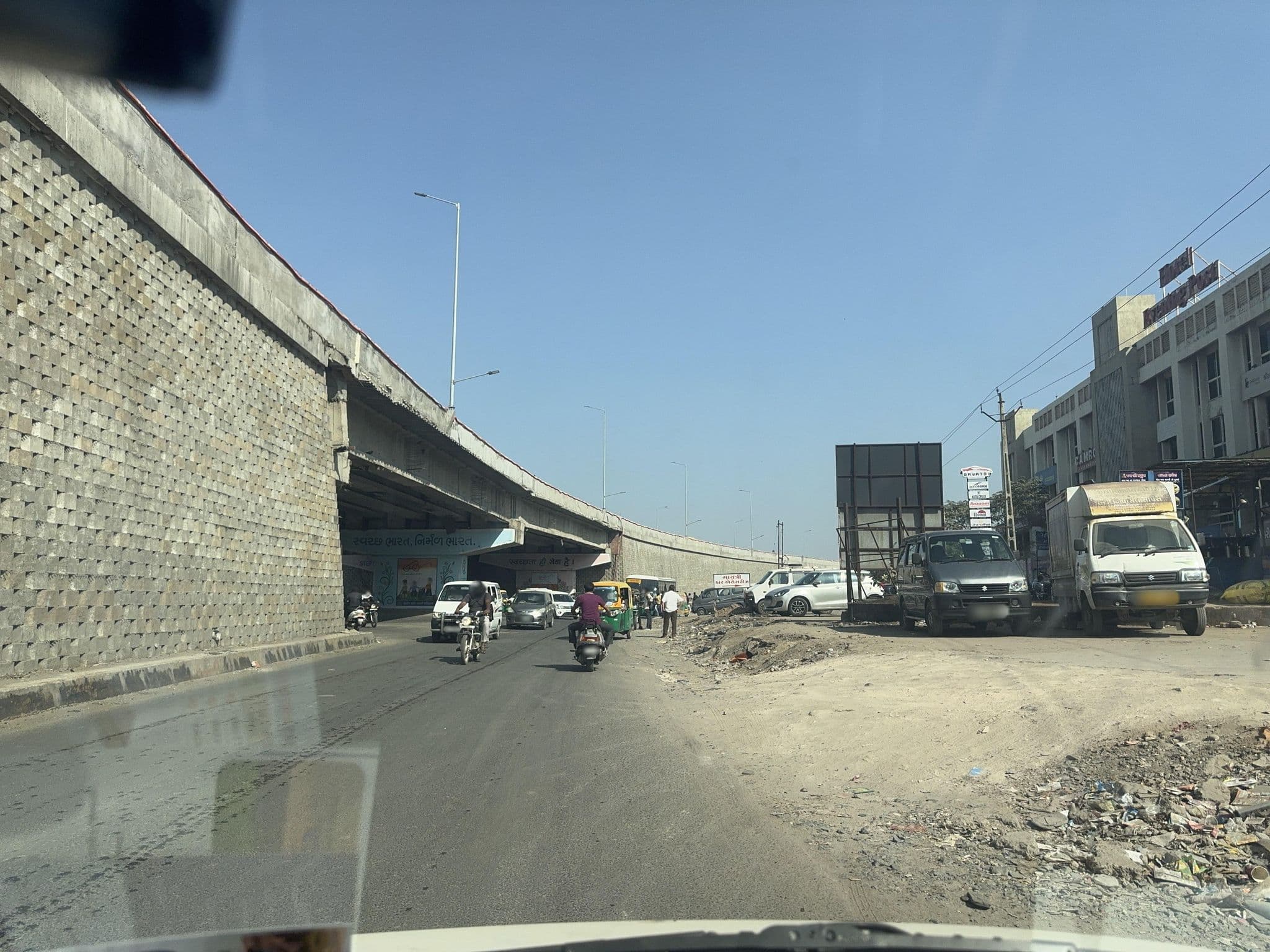 Street view near Hotel Evening Post, Himatnagar — © shahashishg (CC BY-SA · Mapillary)