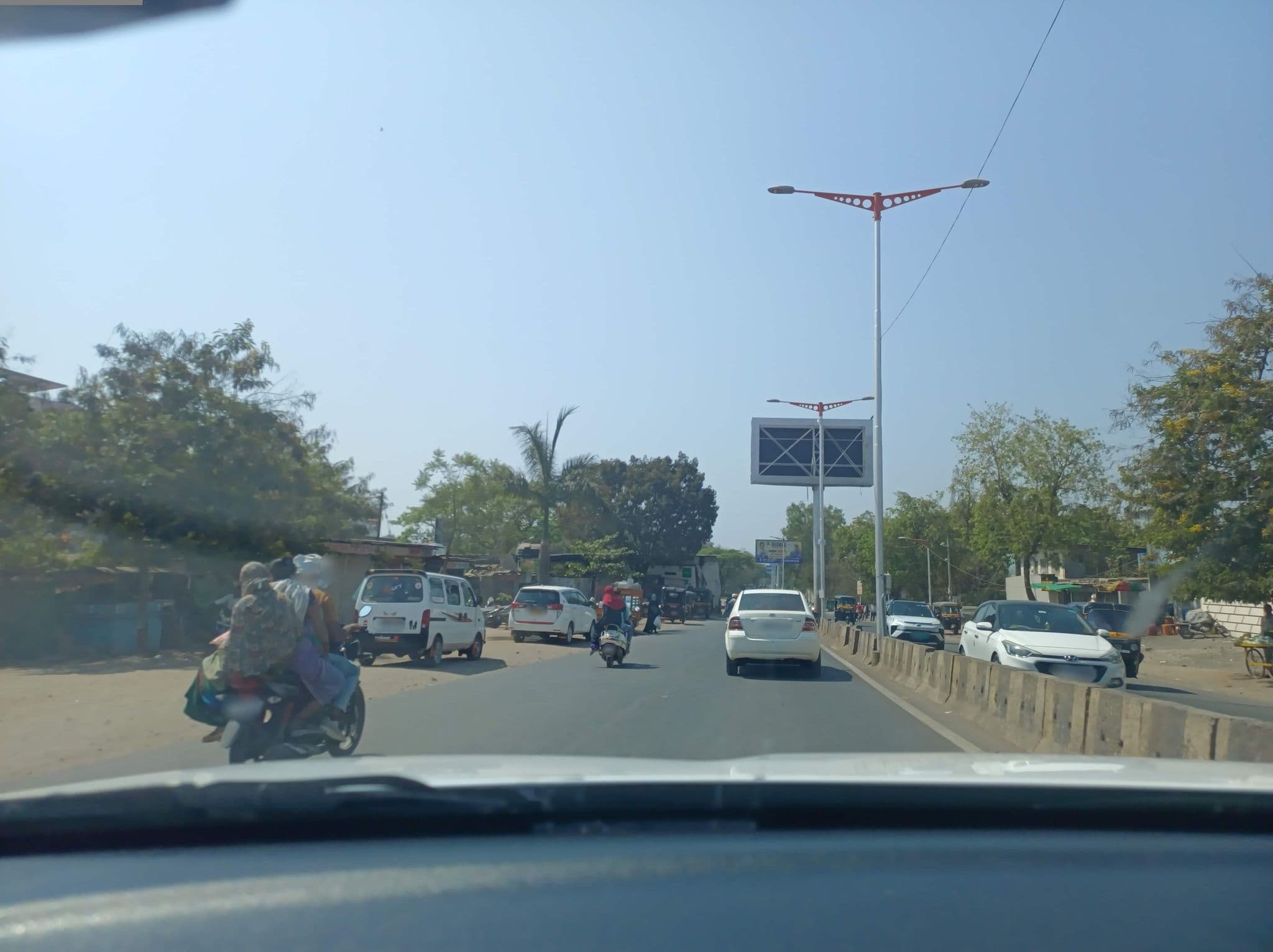Street view near Yash Executive, Aurangabad — © WankhedeR (CC BY-SA · Mapillary)