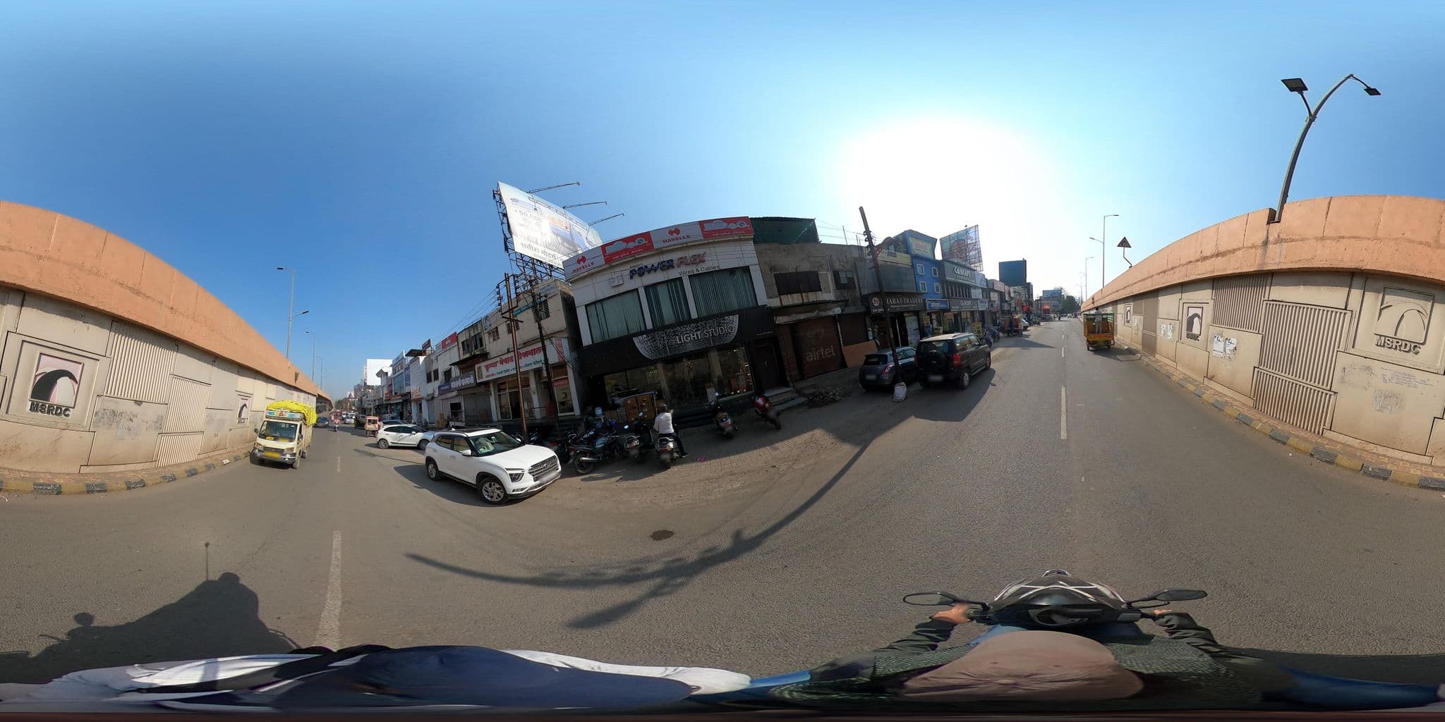 Street view near Rama International - Welcome Group, Aurangabad — © HimanshuDeshpande (CC BY-SA · Mapillary)