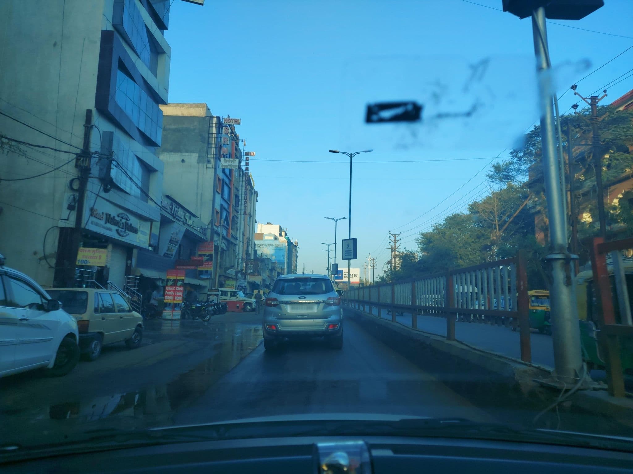 Street view near Hotel Preeti, Ujjain — © amaldatta555 (CC BY-SA · Mapillary)
