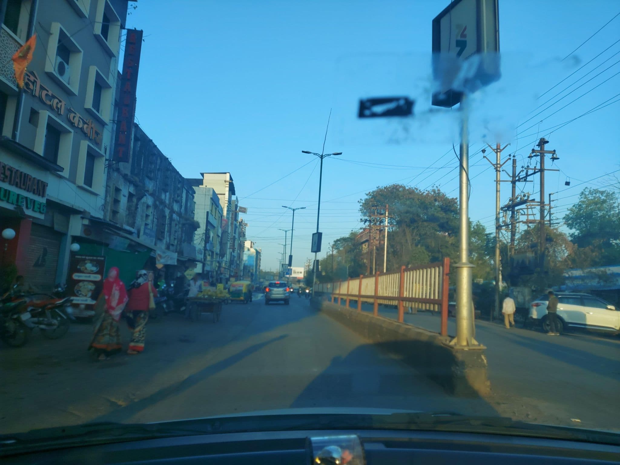 Street view near Hotel Muskan Palace, Ujjain — © amaldatta555 (CC BY-SA · Mapillary)