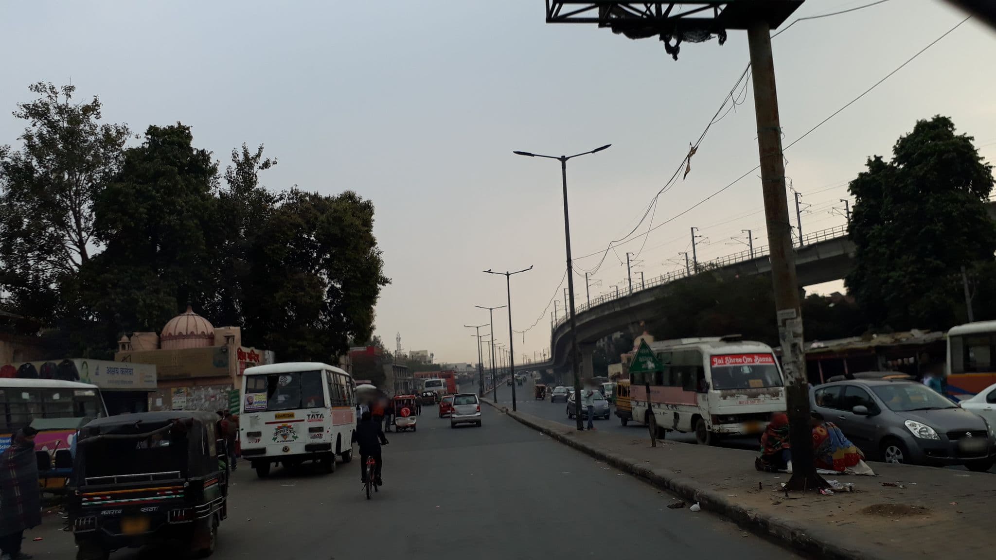 Street view near Shri Govindam Hotel, Jaipur — © maiti21 (CC BY-SA · Mapillary)