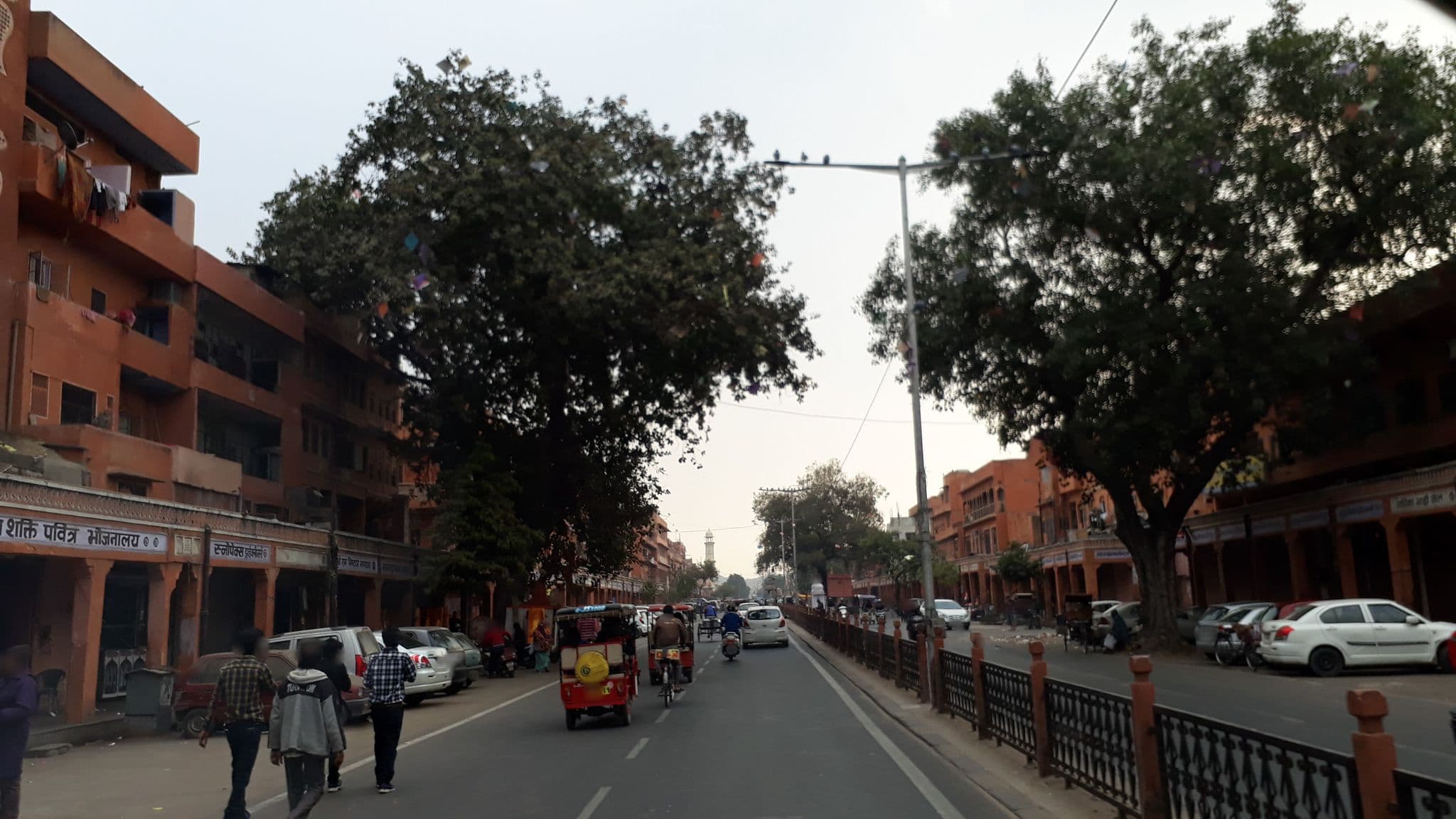 Street view near Mehboob Hotel, Jaipur — © maiti21 (CC BY-SA · Mapillary)