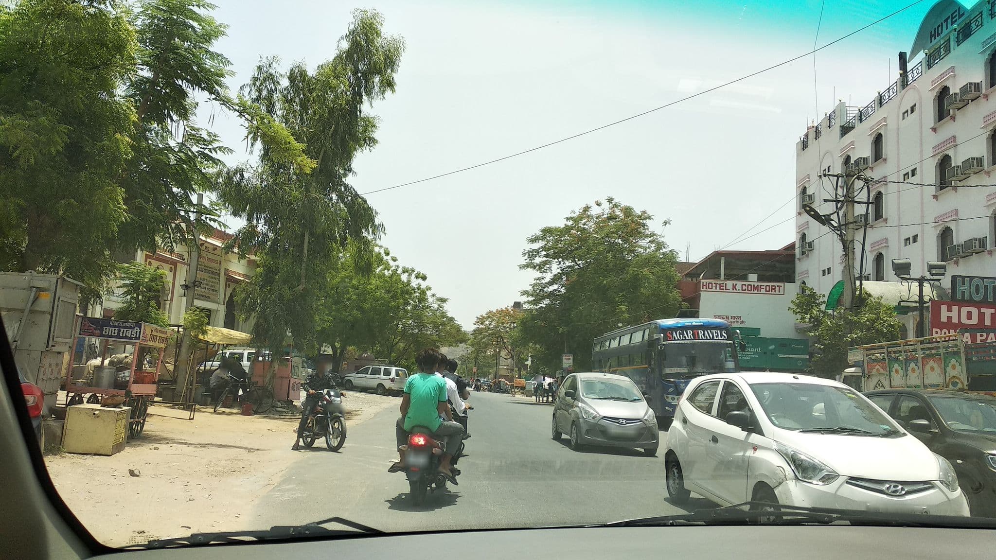 Street view near Hotel Cube Inn, Jaipur — © boracasli (CC BY-SA · Mapillary)