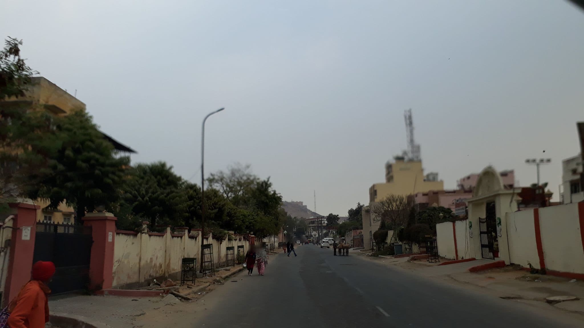 Street view near Hotel Golden Manor, Jaipur — © maiti21 (CC BY-SA · Mapillary)