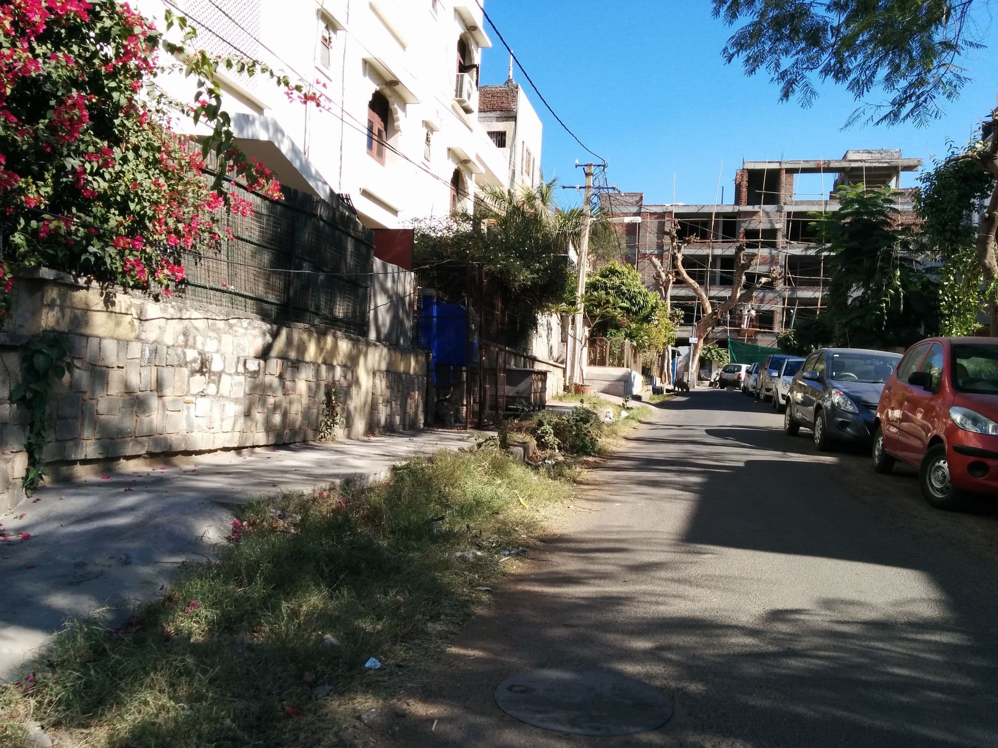 Street view near Hotel Sunder Palace, Jaipur — © sashazykov (CC BY-SA · Mapillary)