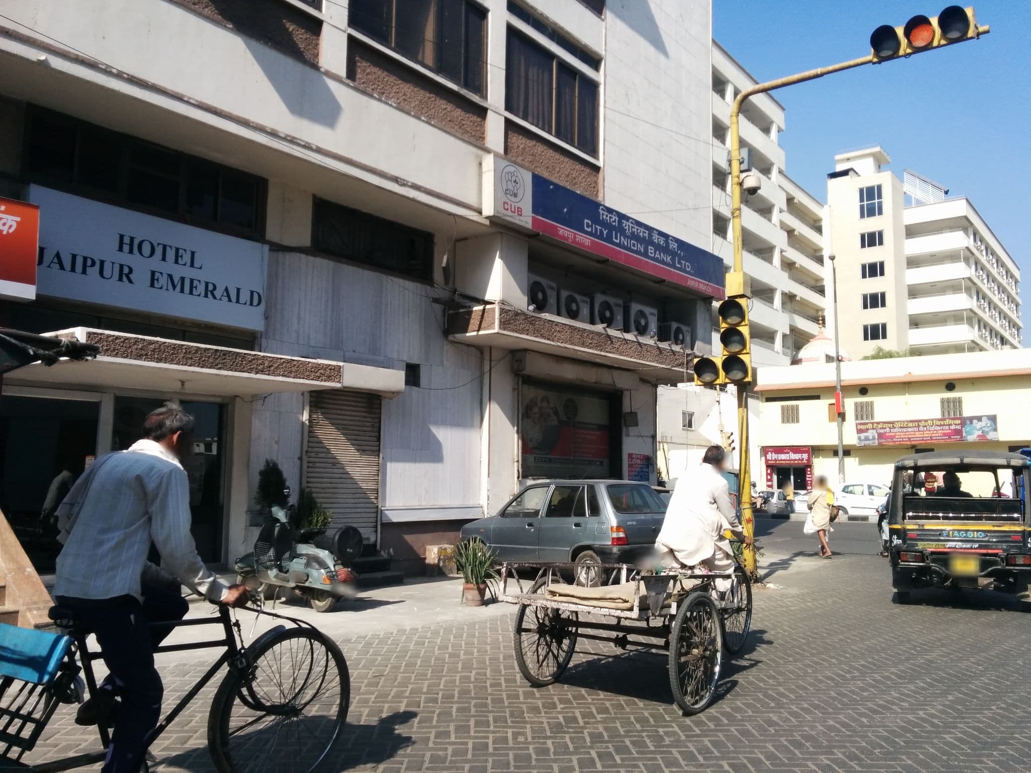 Street view near The Hoteller Jaipur, Jaipur — © sashazykov (CC BY-SA · Mapillary)
