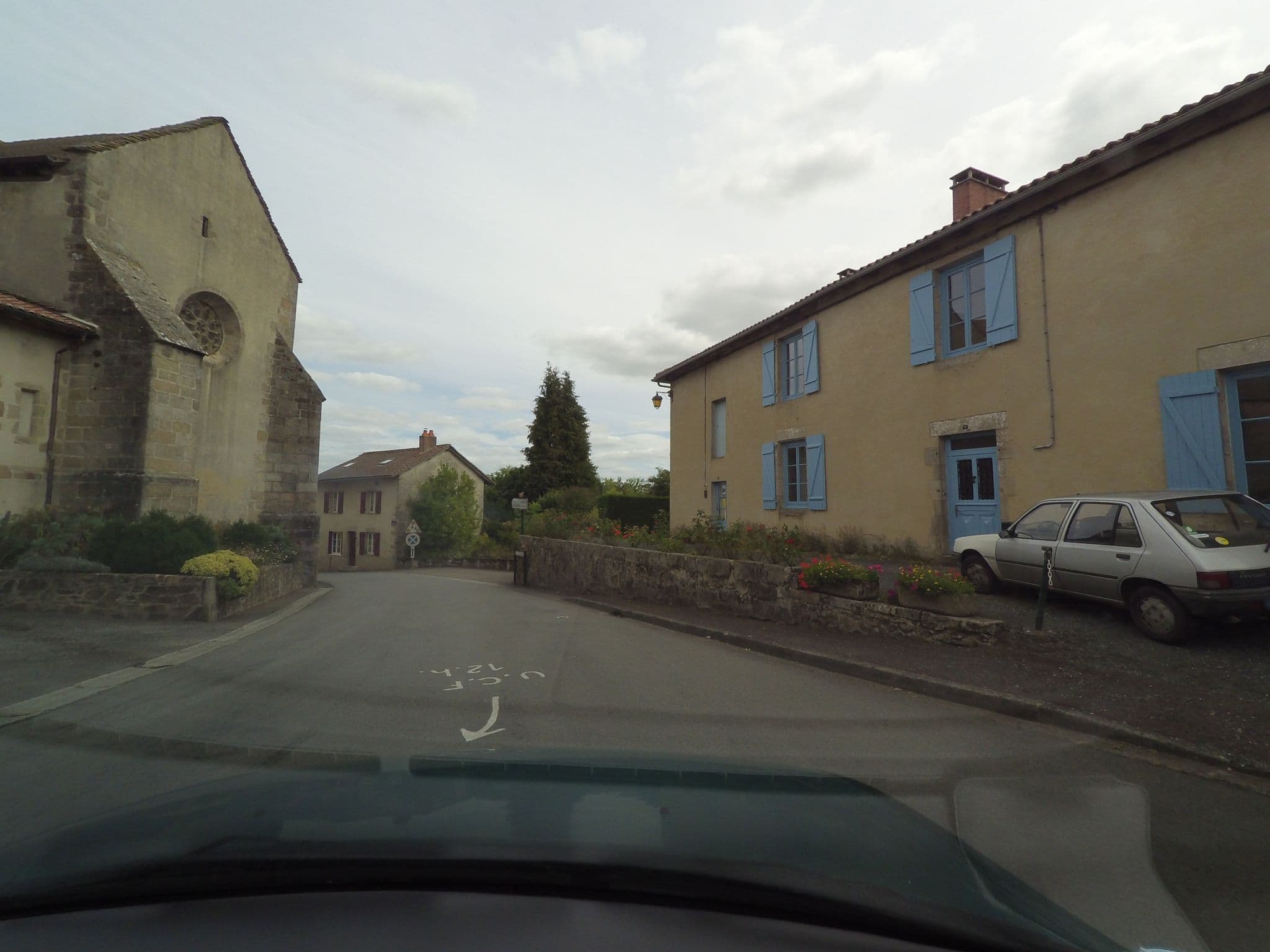 Street view near Refuge Pèlerin, Séreilhac — © stephanep (CC BY-SA · Mapillary)