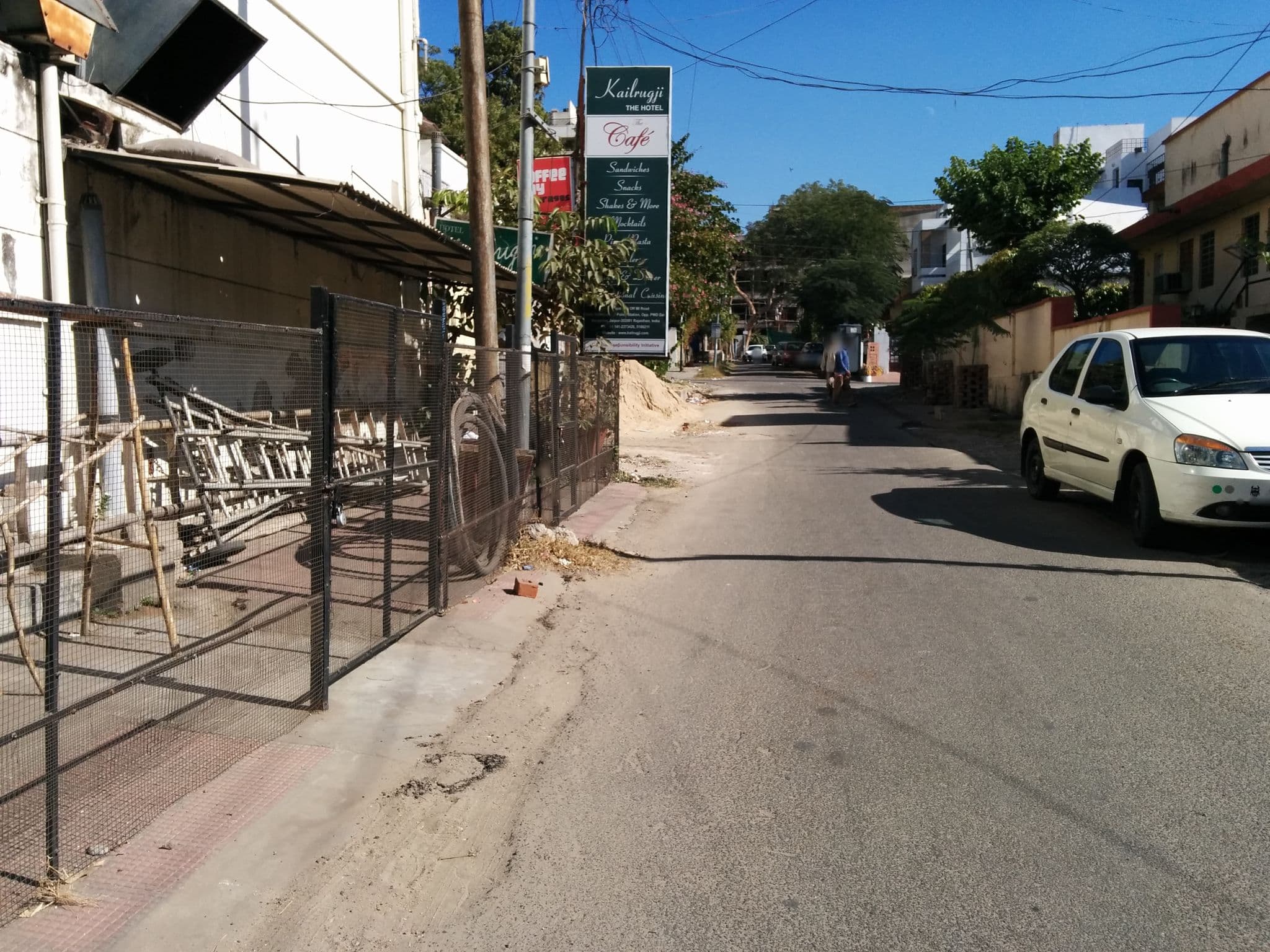 Street view near Kailrugji, Jaipur — © sashazykov (CC BY-SA · Mapillary)