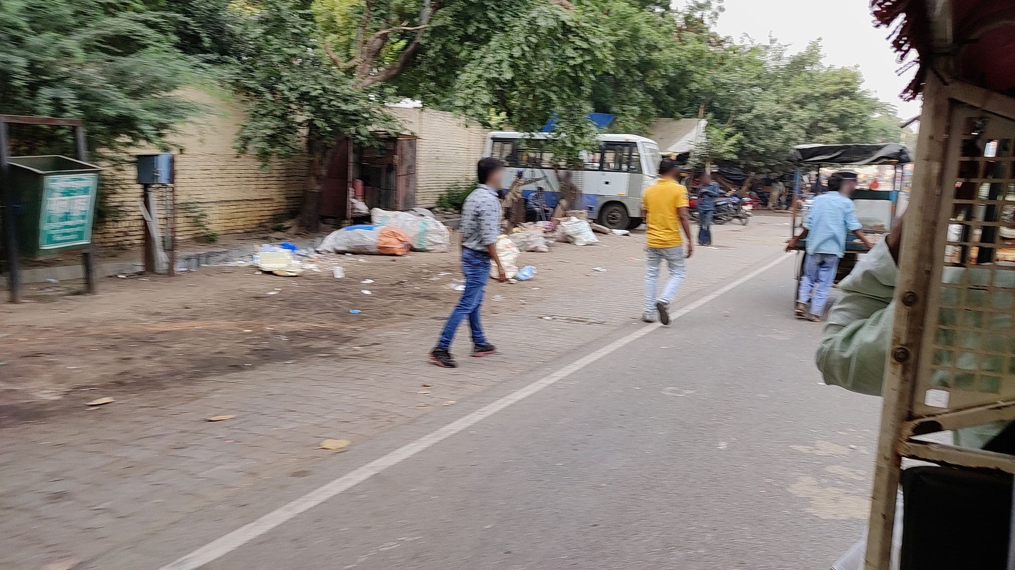 Street view near Sheetal Regency Hotel Mathura, Mathura — © bhavana_naga (CC BY-SA · Mapillary)