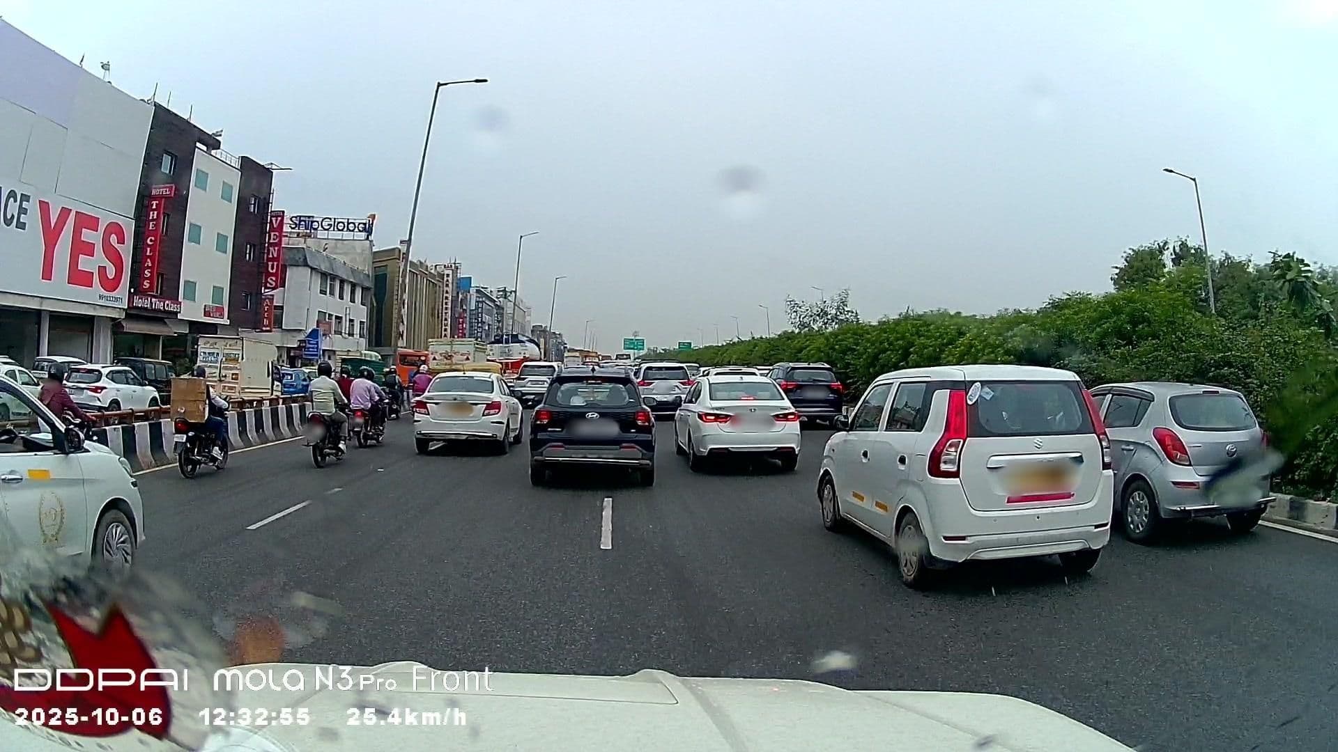 Street view near International Inn Hotel Delhi (India), Malakpur Kohi Rangpur — © Ibigrp (CC BY-SA · Mapillary)