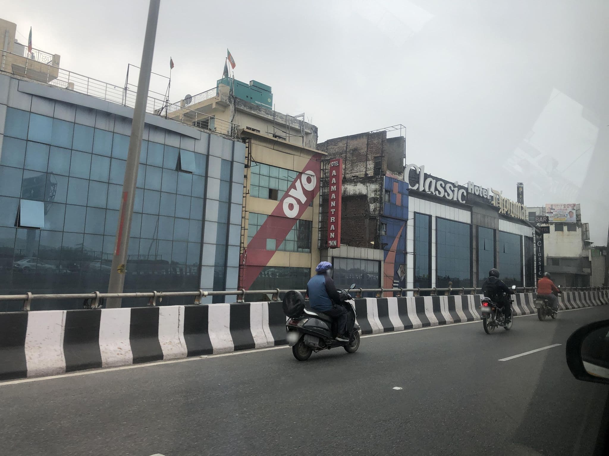 Street view near Hotel Aerodrome New Delhi, Malakpur Kohi Rangpur — © mapworm88 (CC BY-SA · Mapillary)