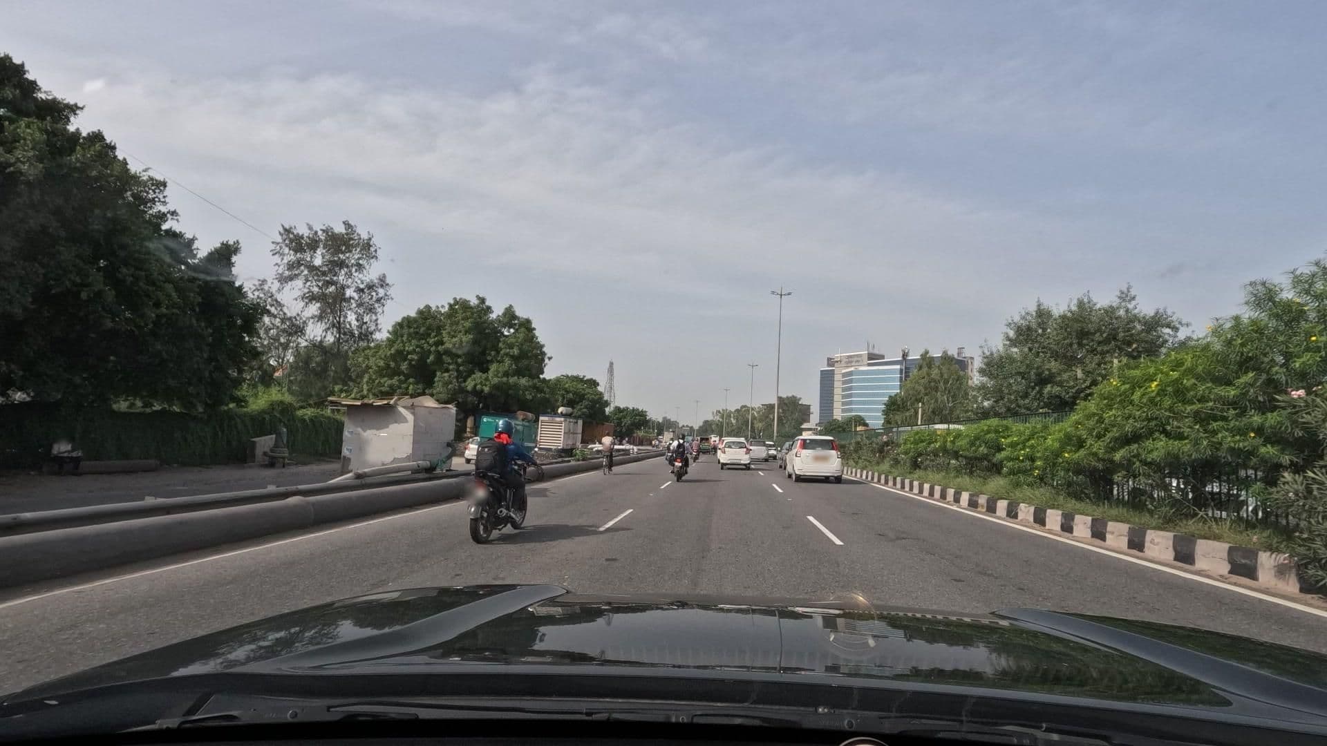 Street view near jüSTa Gurgaon, Gurugram — © bct (CC BY-SA · Mapillary)