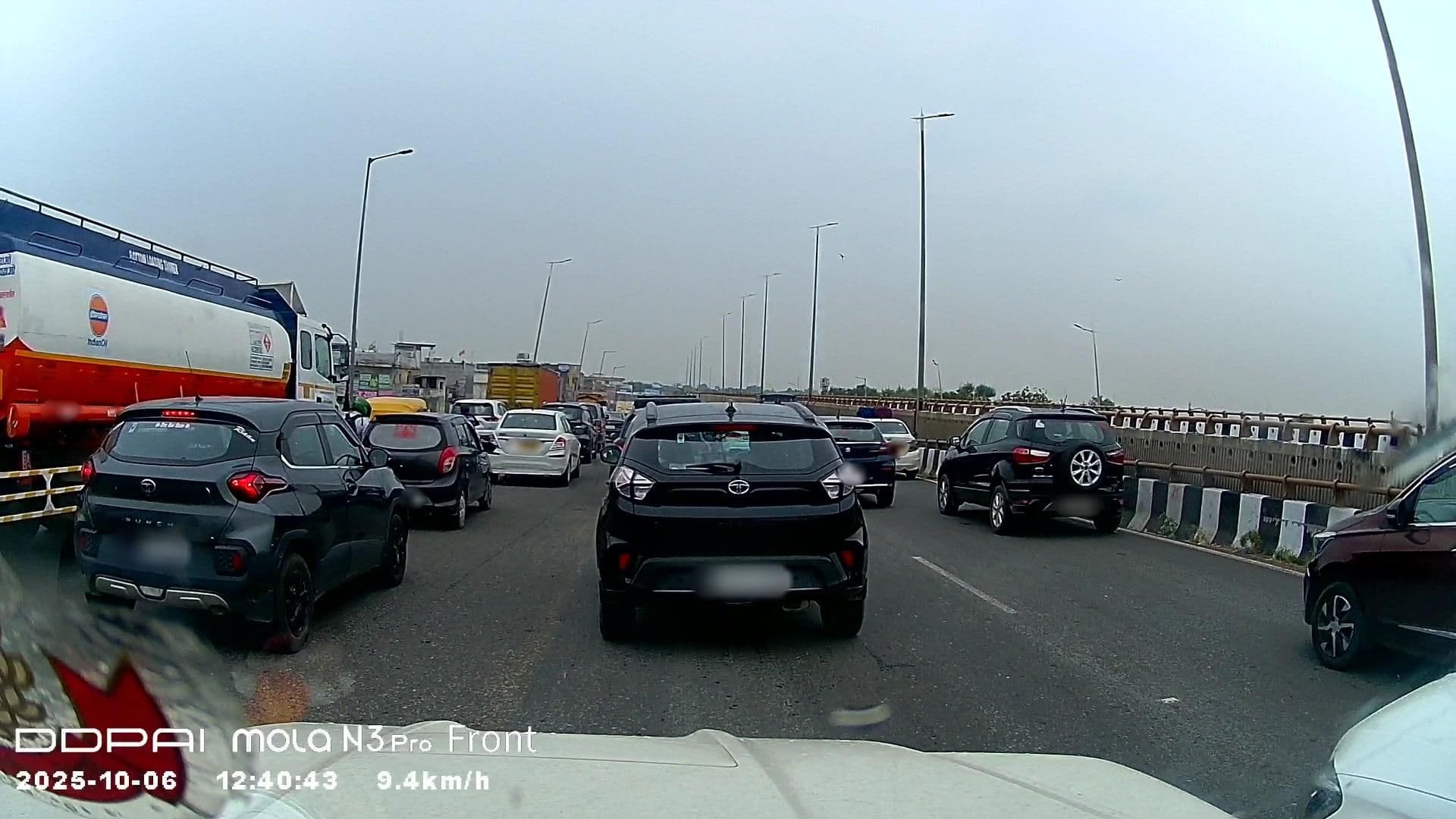 Street view near Vishal Residency Airport Hotel New Delhi, Malakpur Kohi Rangpur — © Ibigrp (CC BY-SA · Mapillary)