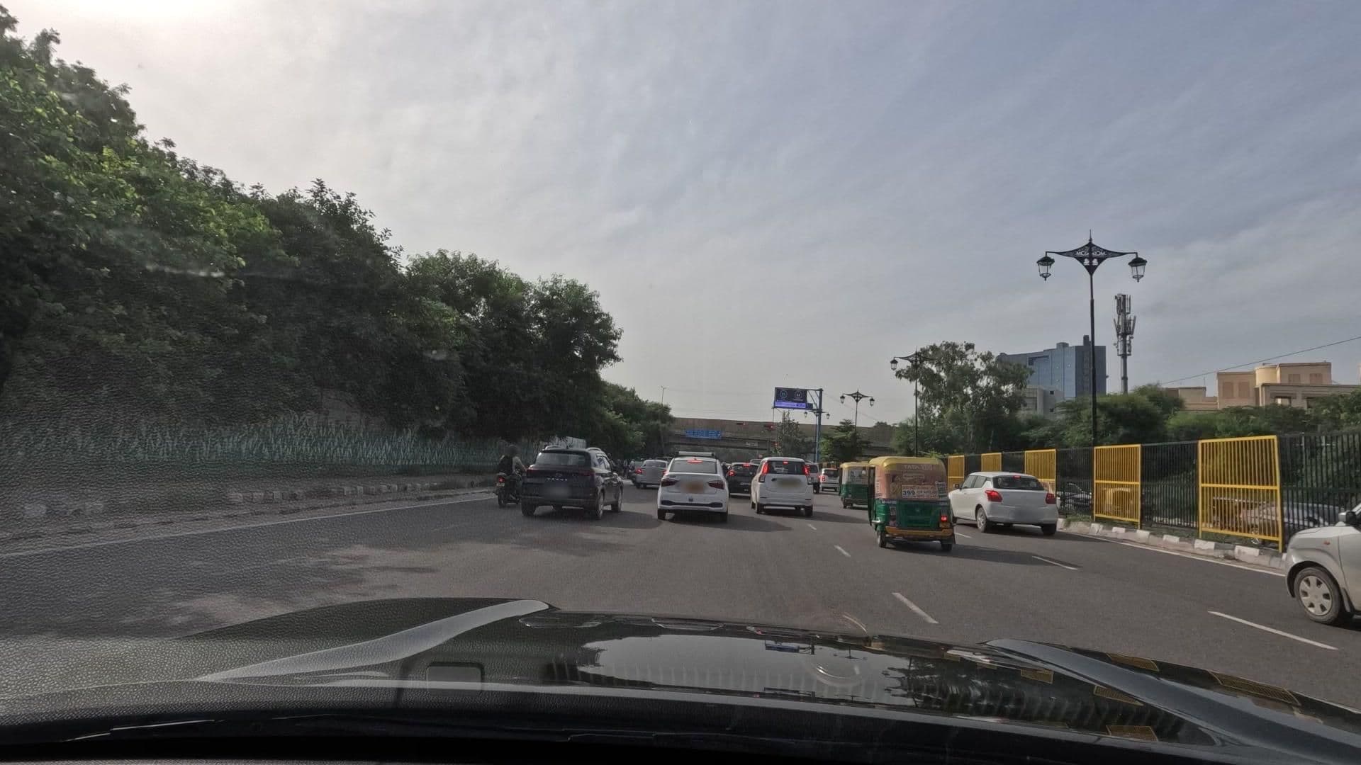 Street view near Magmalaya, Gurugram — © bct (CC BY-SA · Mapillary)