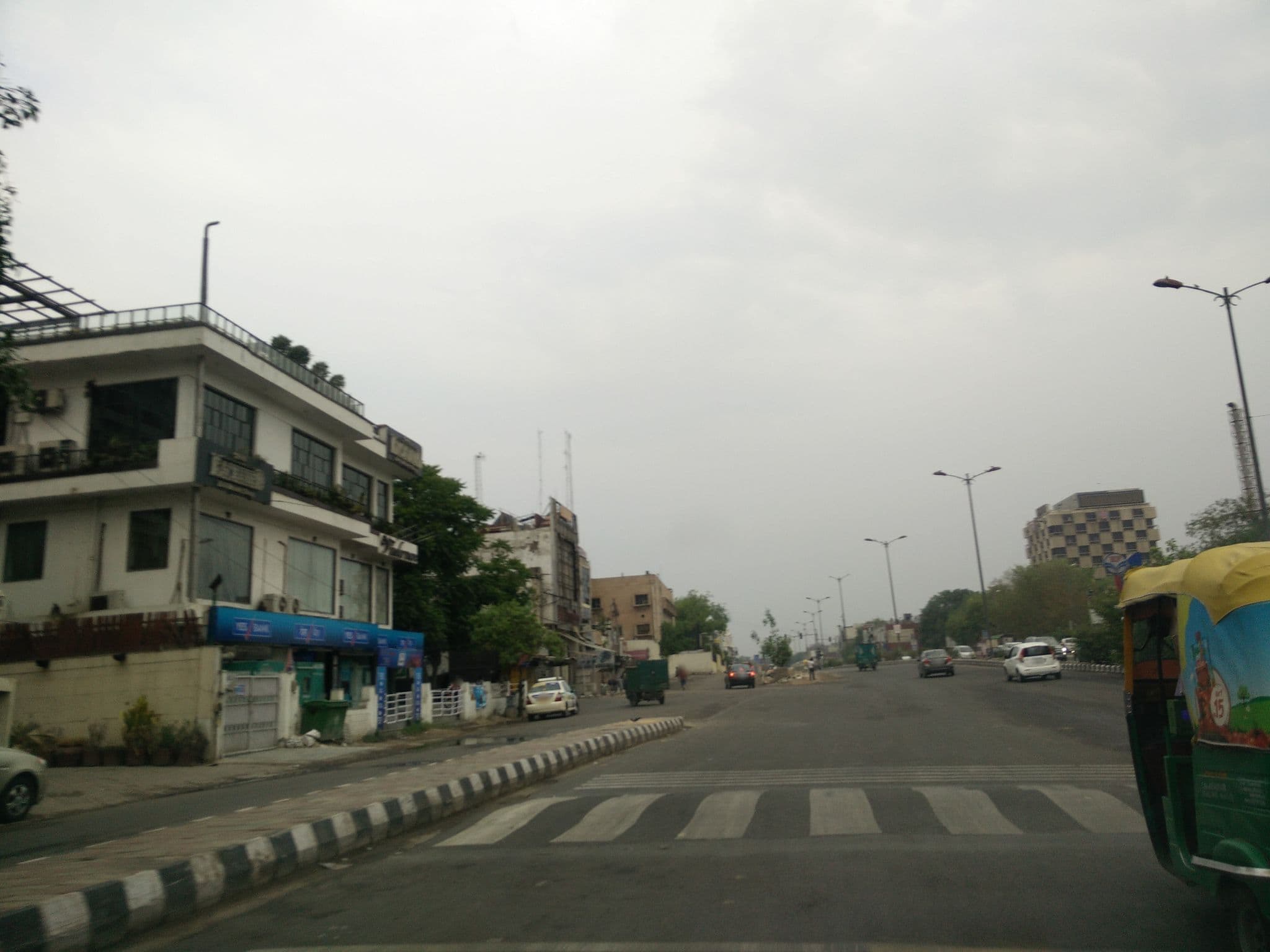 Street view near Grand Sartaj Hotel, Saiyad-ul-ajaib — © shubhammishr (CC BY-SA · Mapillary)