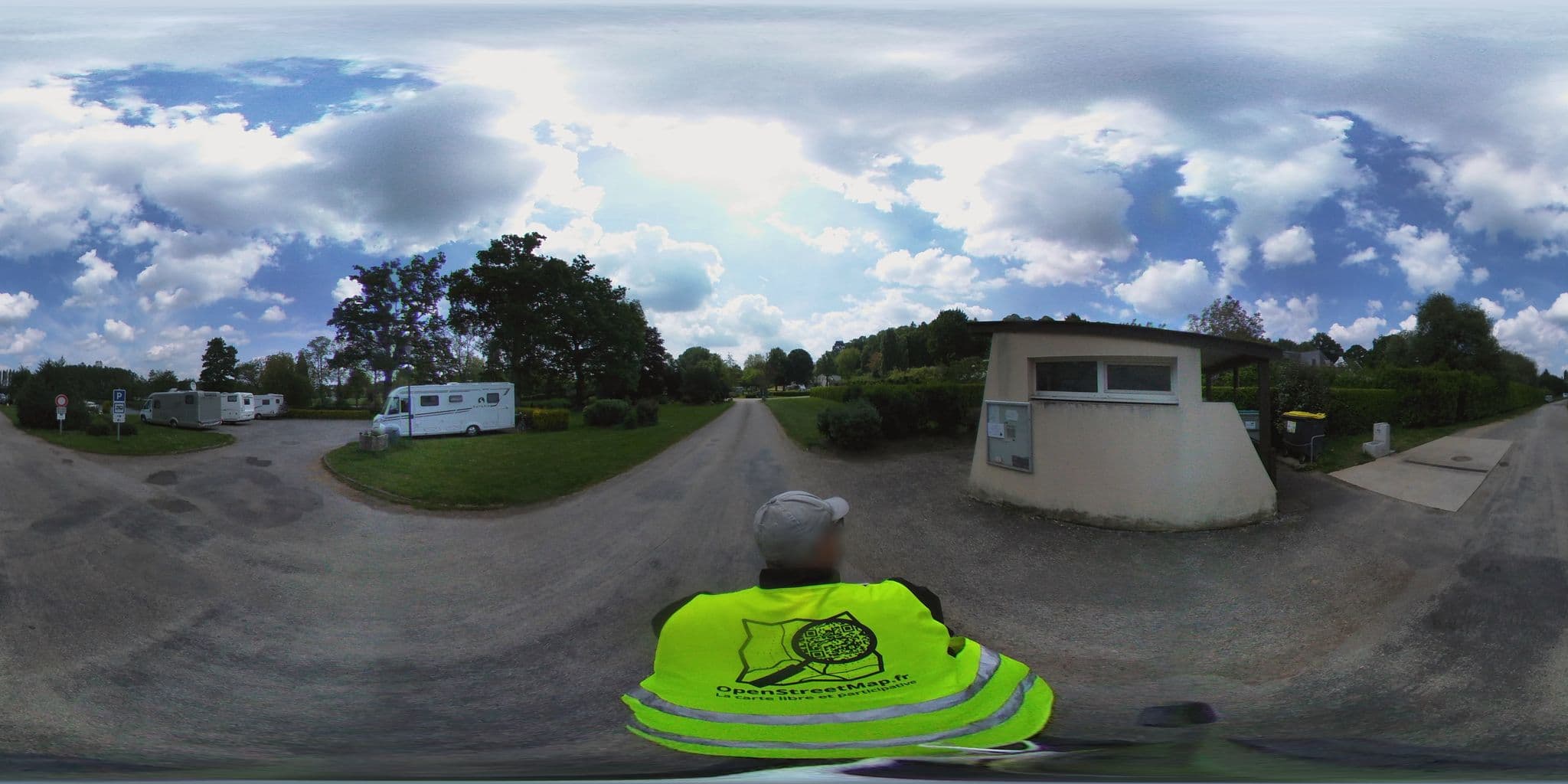 Street view near Aire Rohan, Rohan — © ev1velodyssee (CC BY-SA · Mapillary)